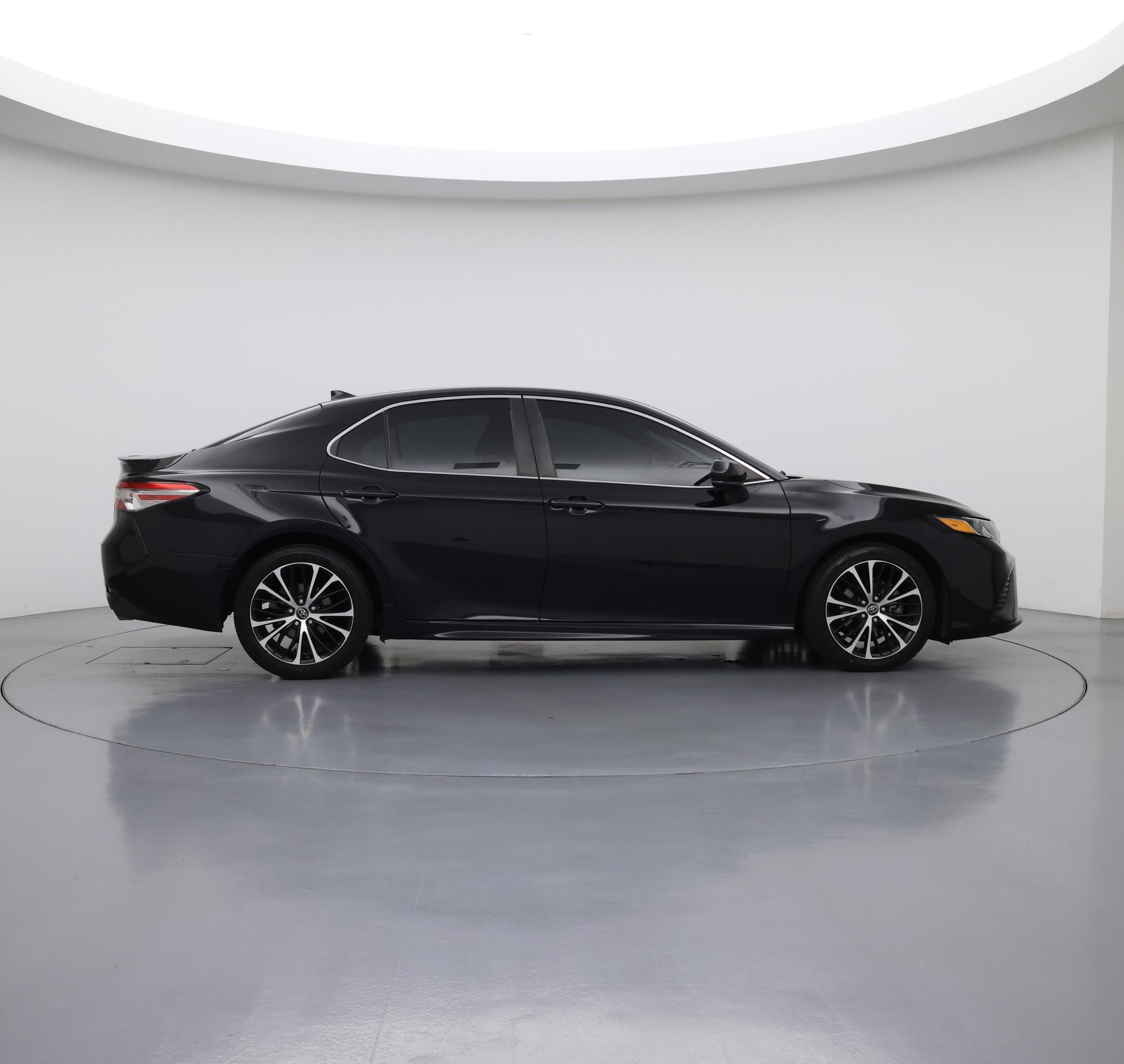Thumbnail: 2019 Toyota Camry - 7