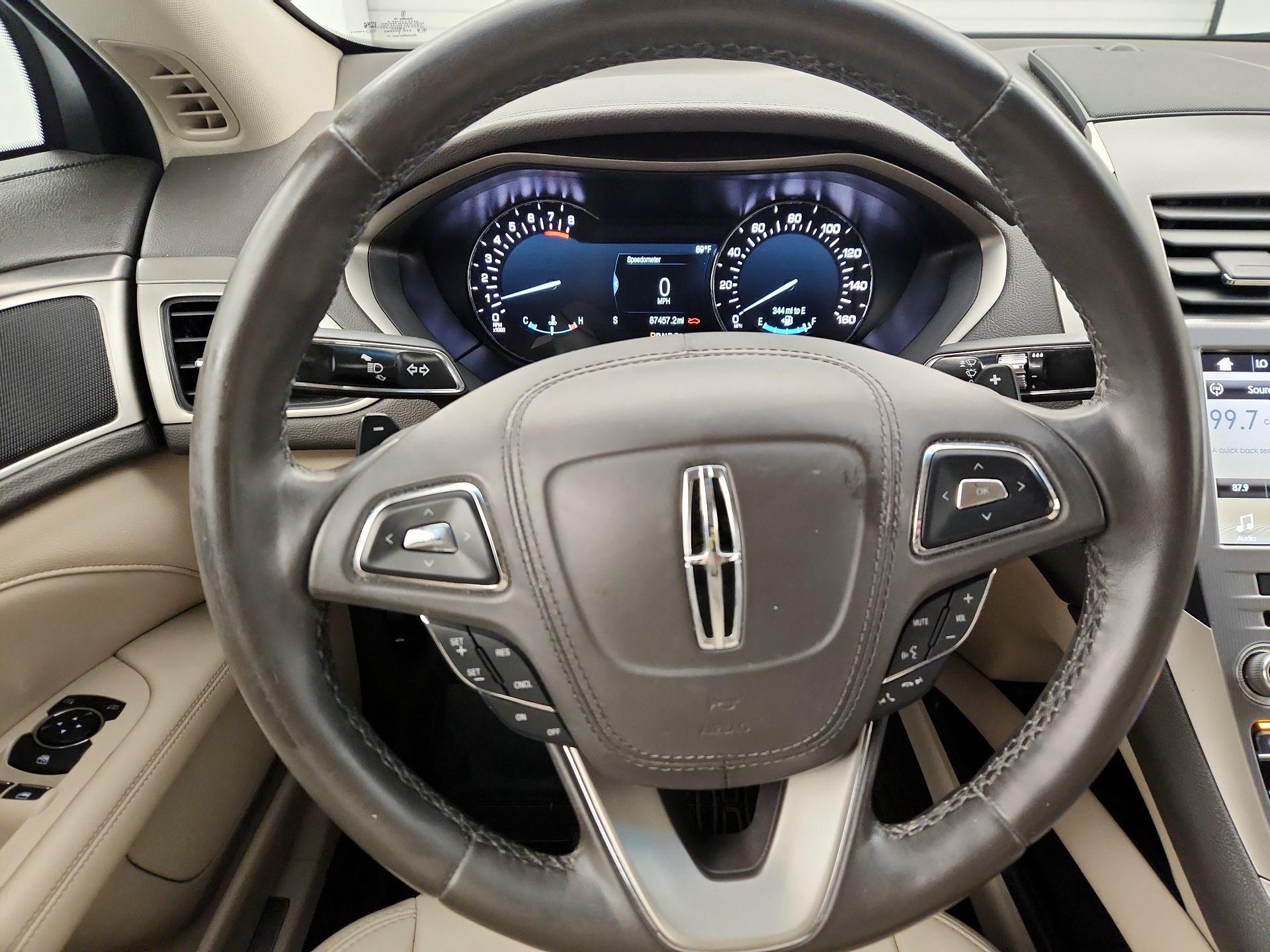 Thumbnail: 2018 Lincoln MKZ - 10