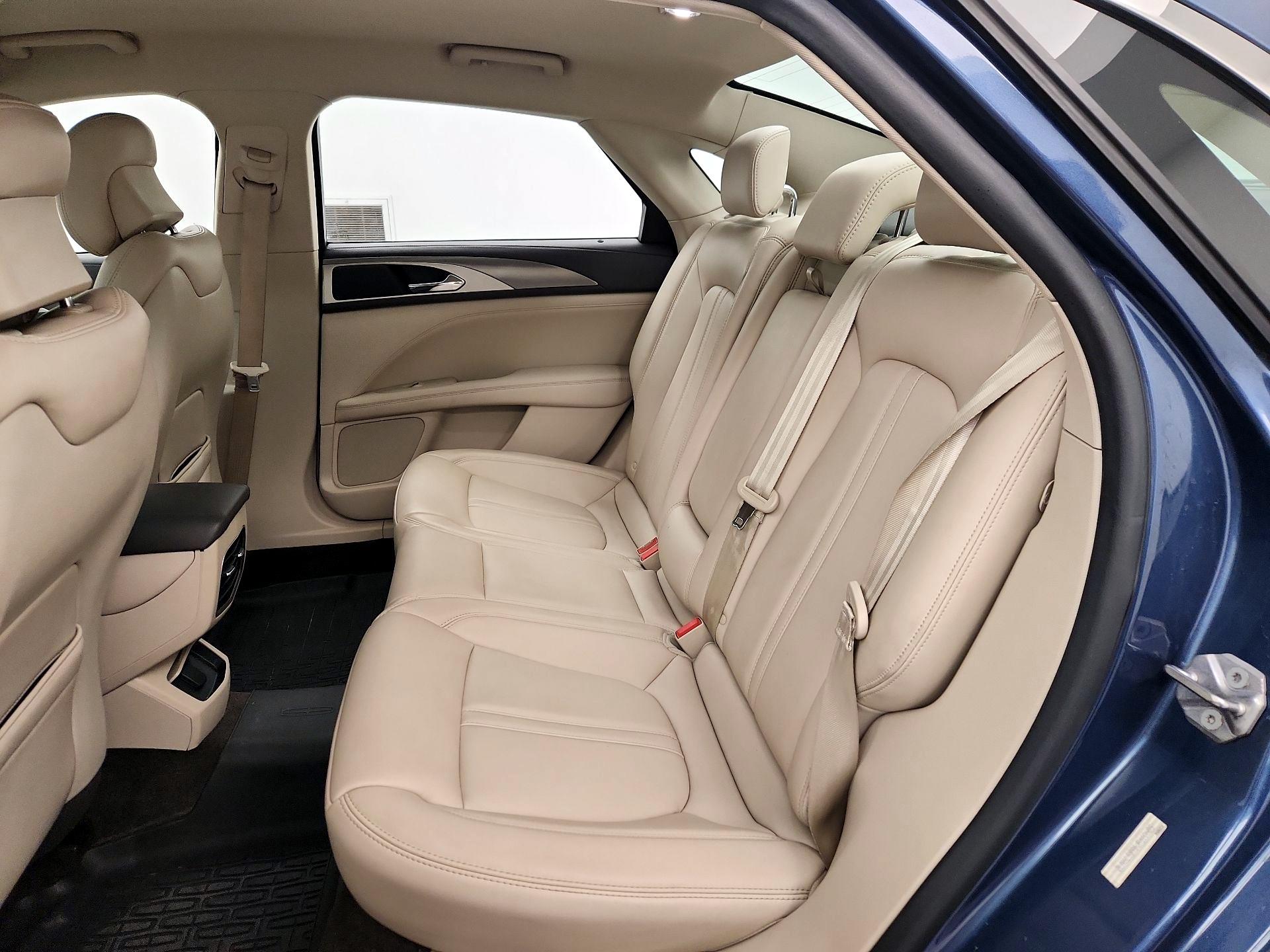 Thumbnail: 2018 Lincoln MKZ - 19