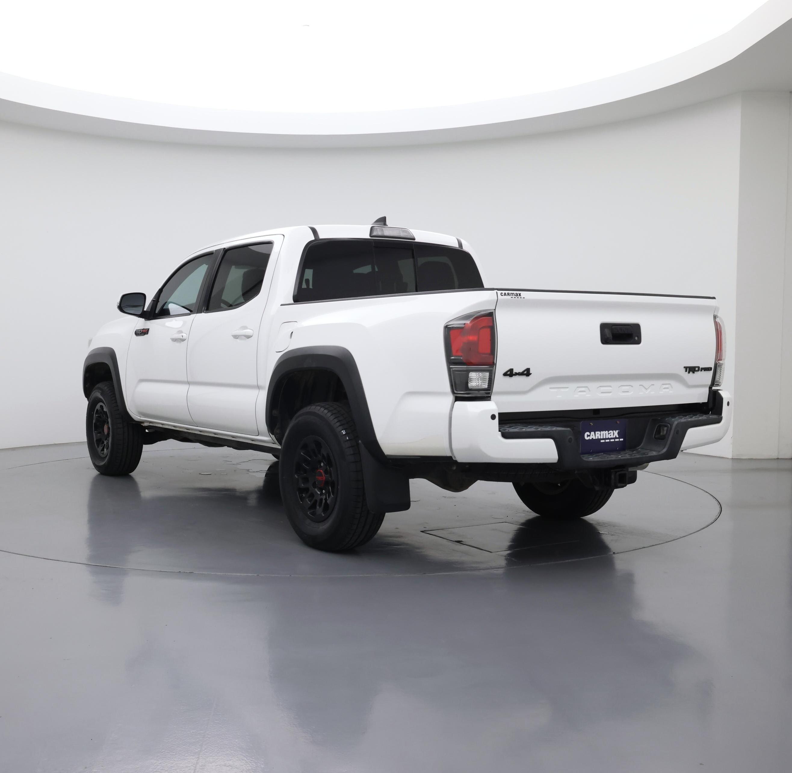 Thumbnail: 2017 Toyota Tacoma - 2