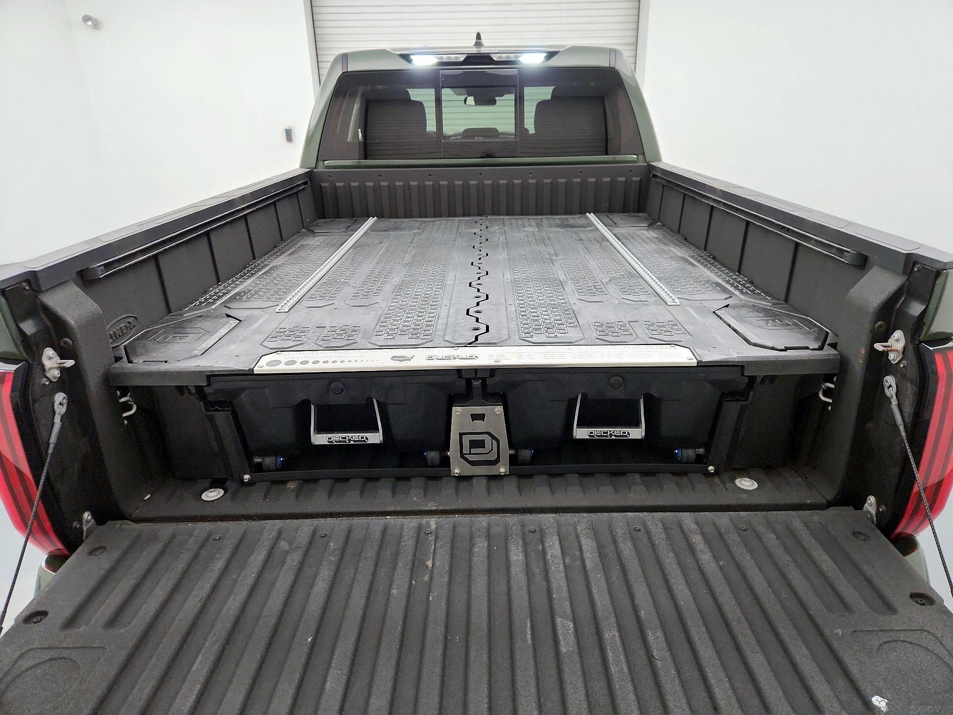Thumbnail: 2022 Toyota Tundra - 17