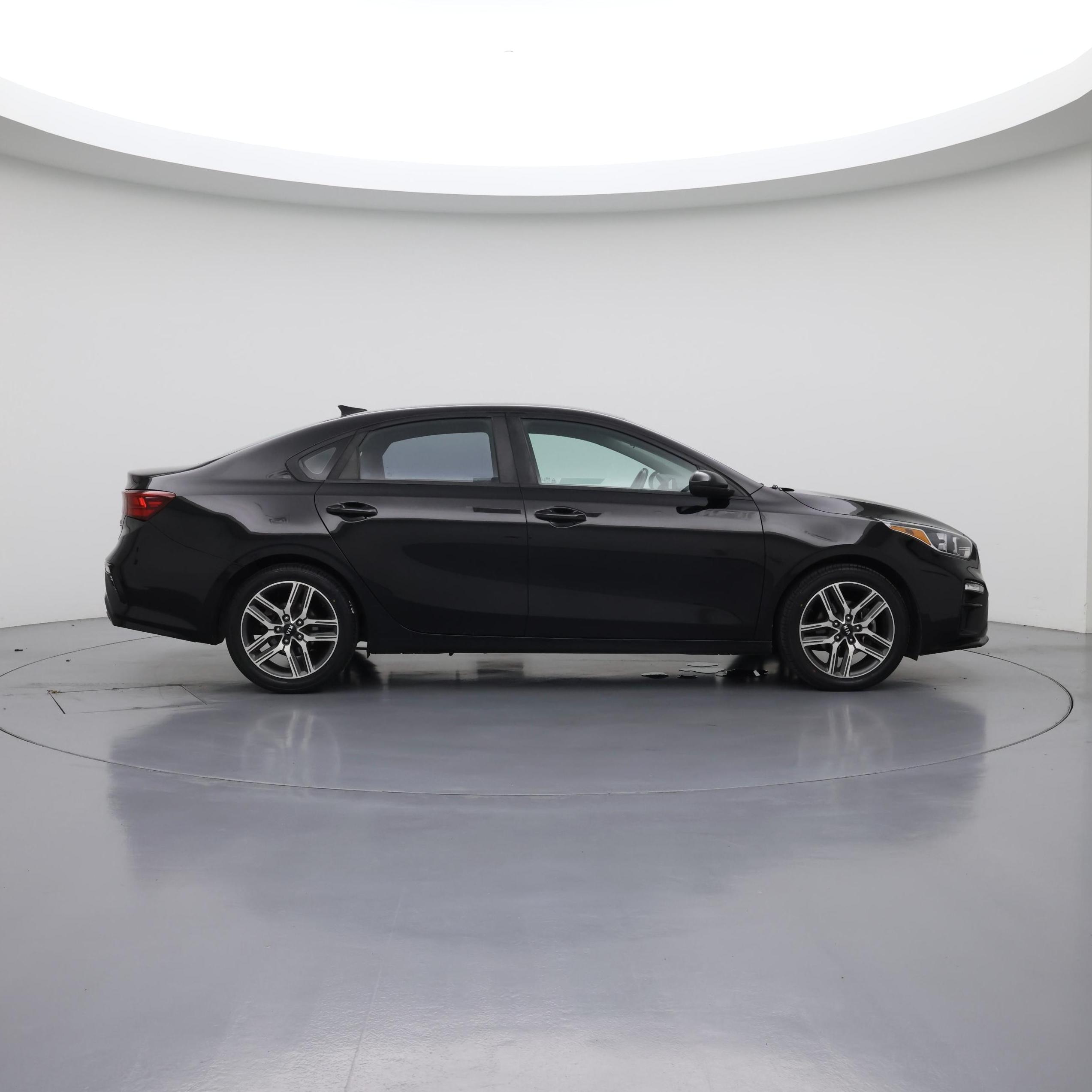 Thumbnail: 2019 Kia Forte - 7