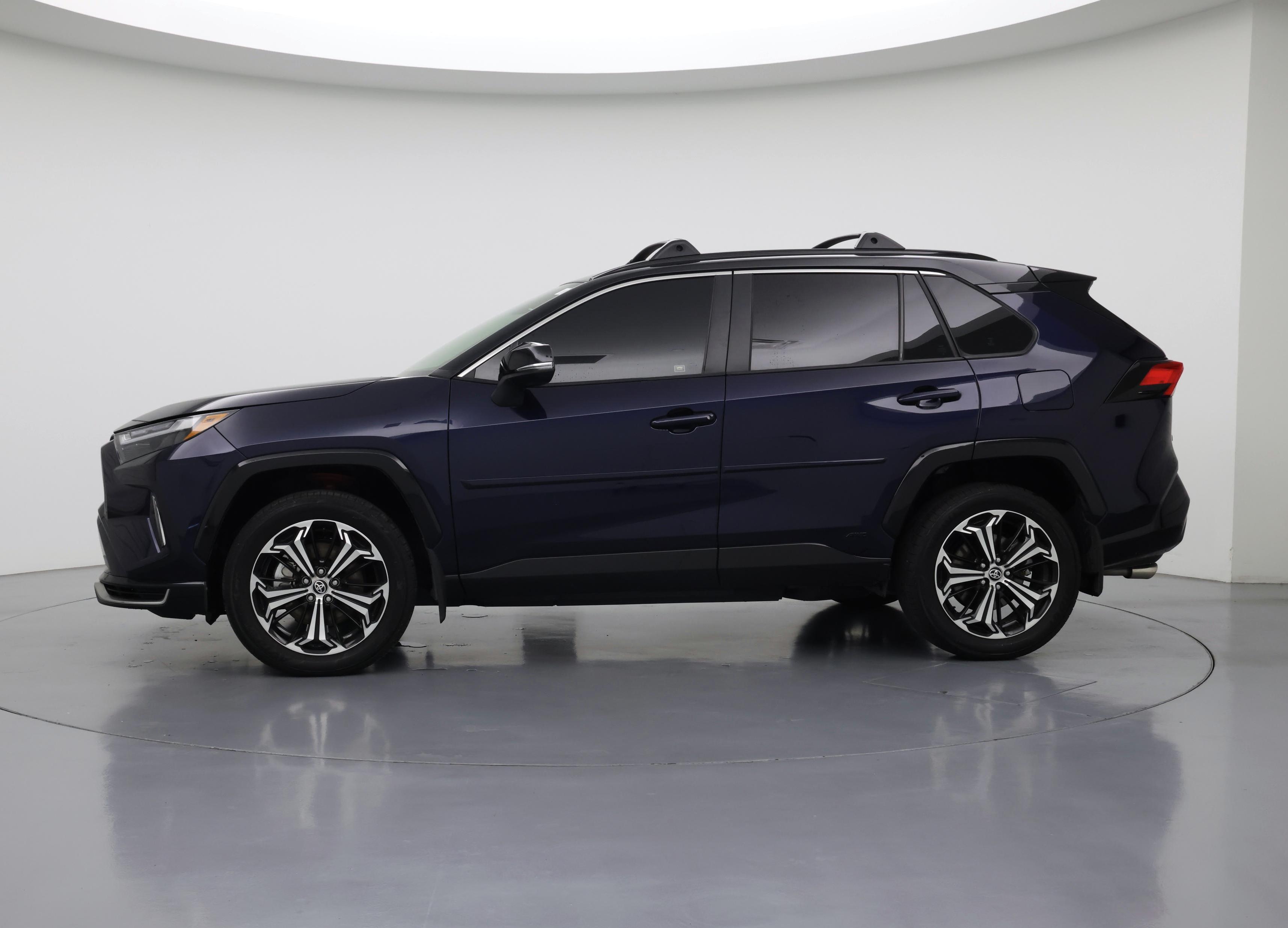 Thumbnail: 2025 Toyota RAV4 - 3