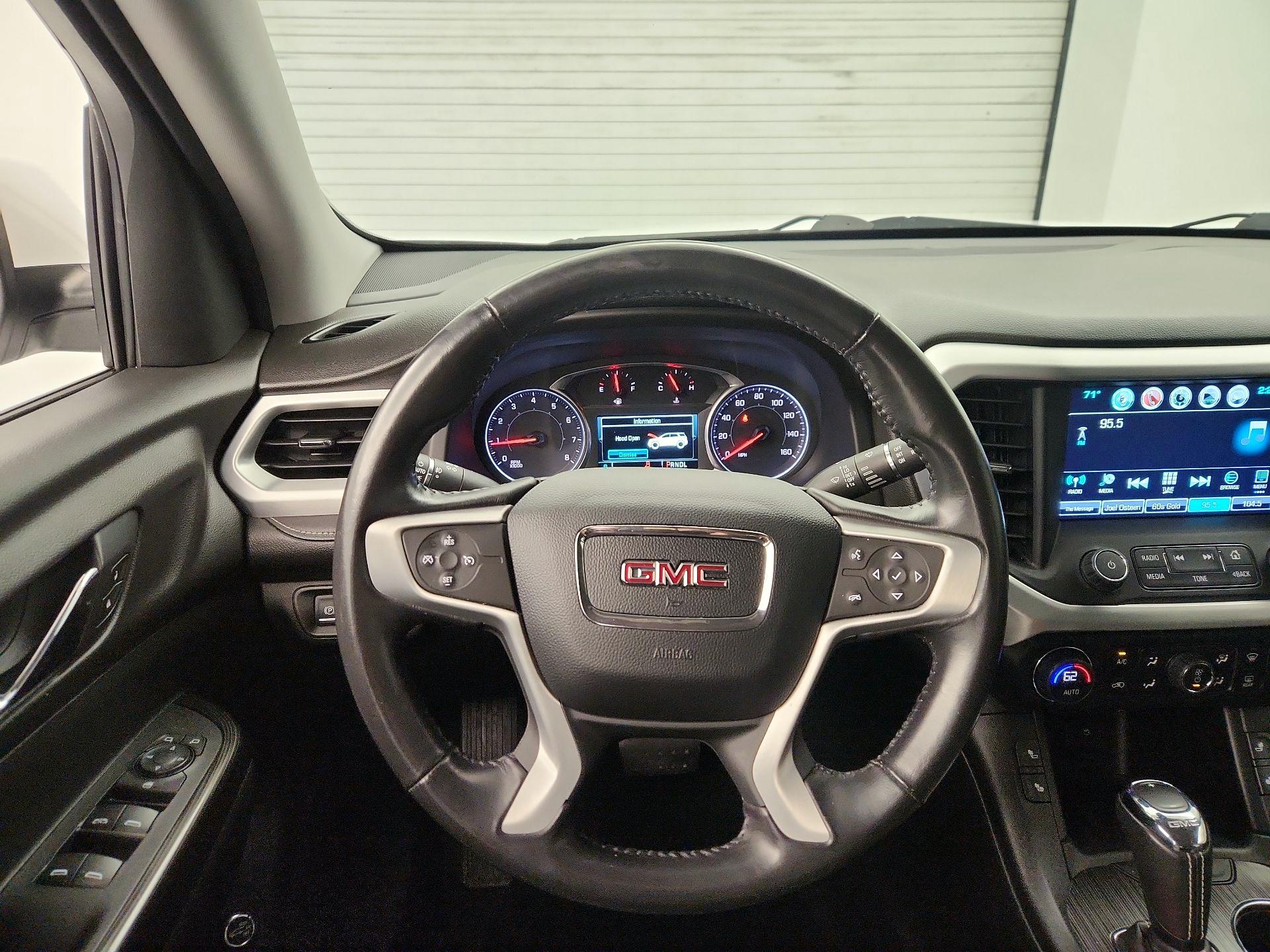 Thumbnail: 2019 GMC Acadia - 10