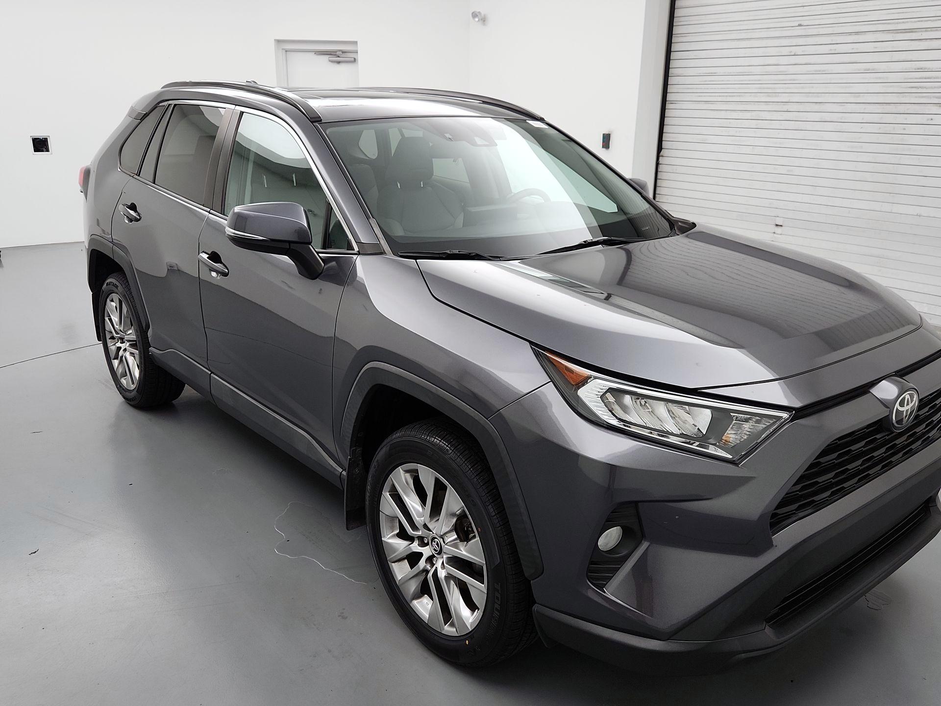 Thumbnail: 2021 Toyota RAV4 - 1