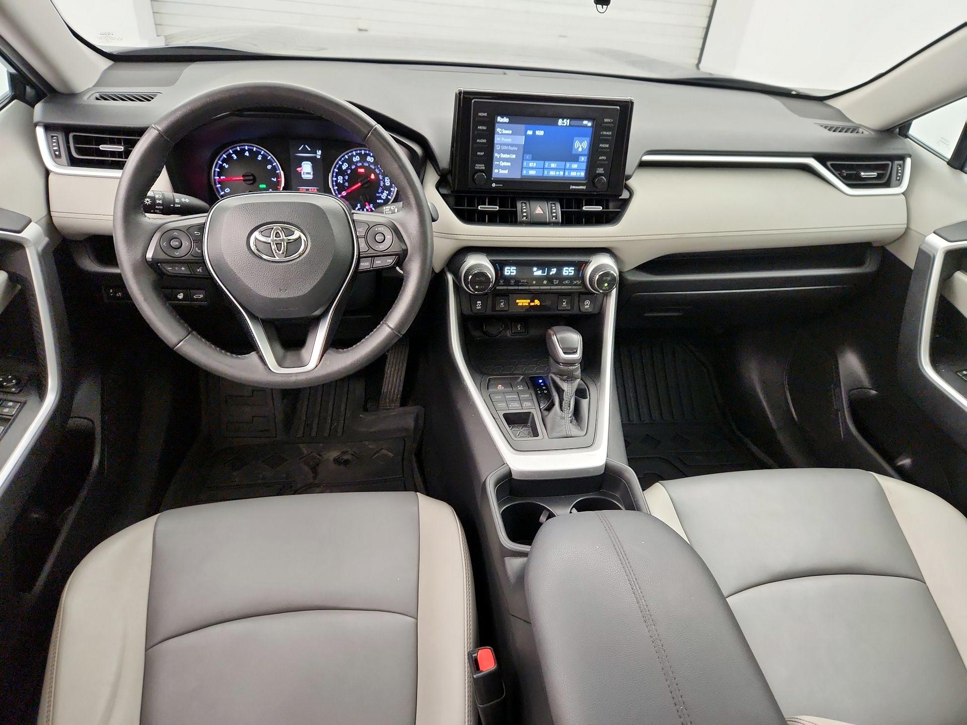 Thumbnail: 2021 Toyota RAV4 - 9