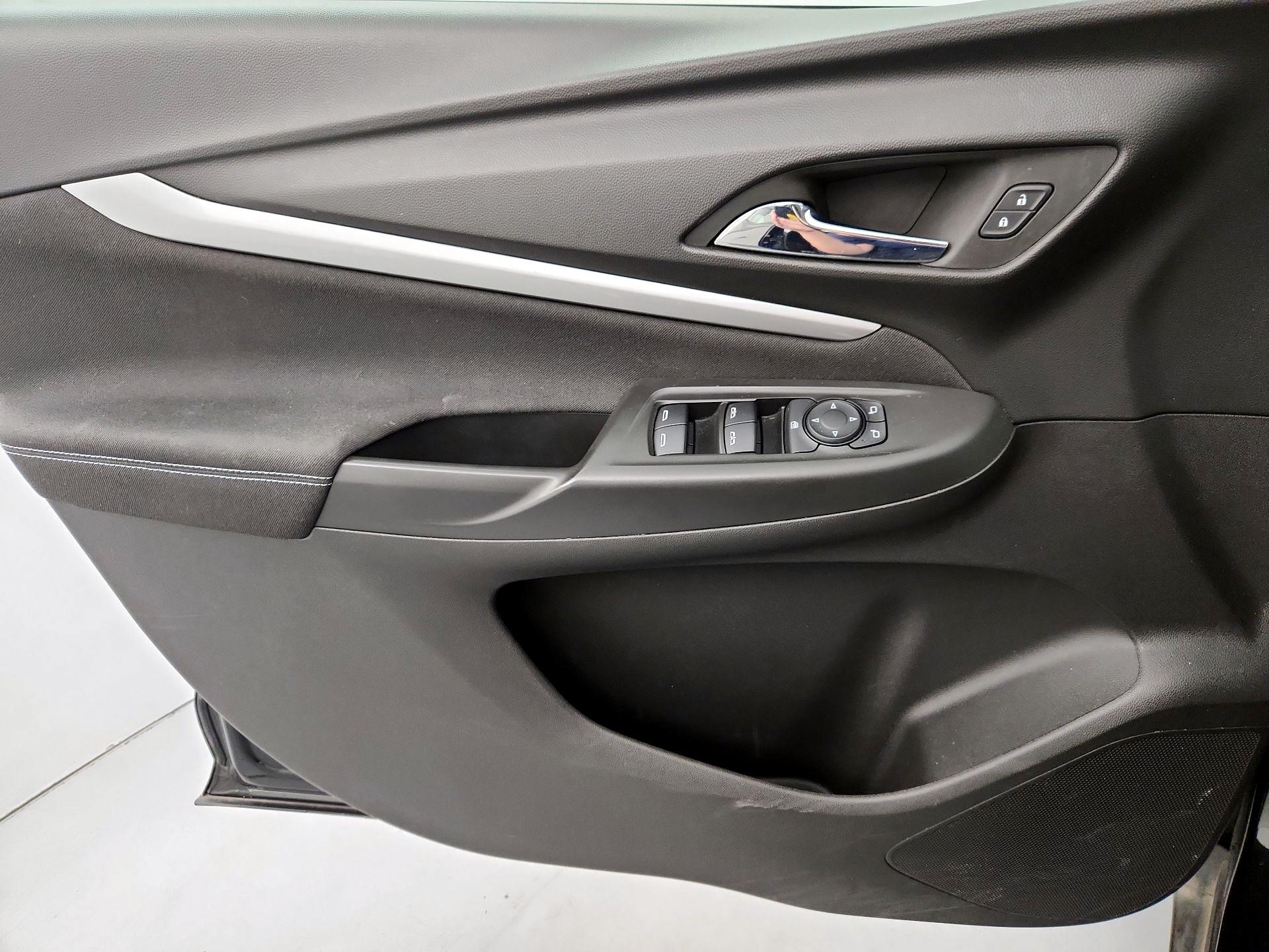 Thumbnail: 2022 Chevrolet Bolt EUV - 12