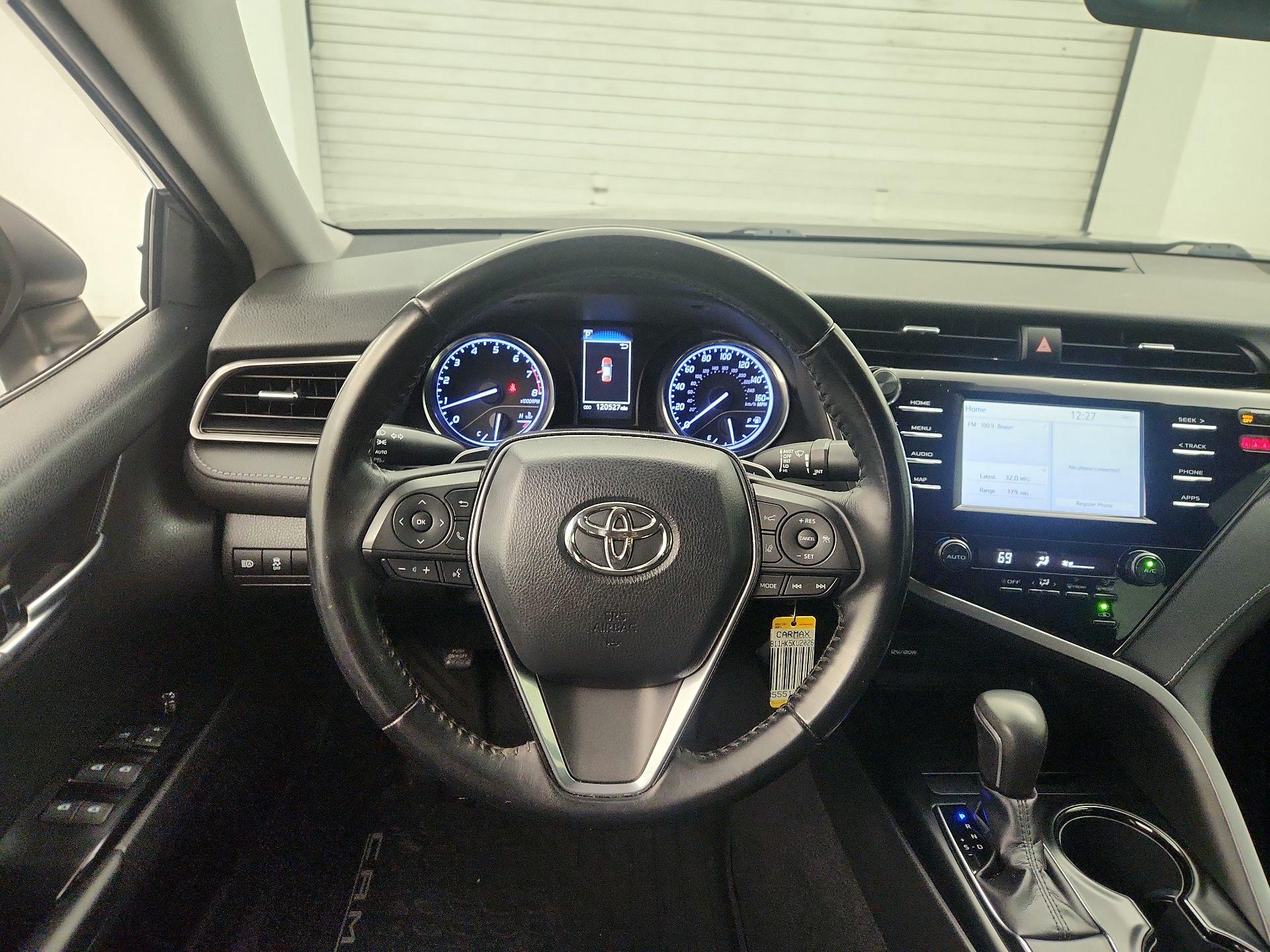Thumbnail: 2019 Toyota Camry - 10