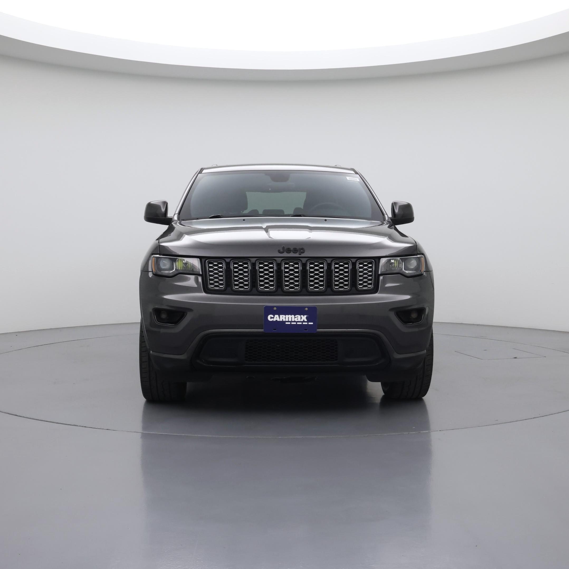 Thumbnail: 2018 Jeep Grand Cherokee - 5