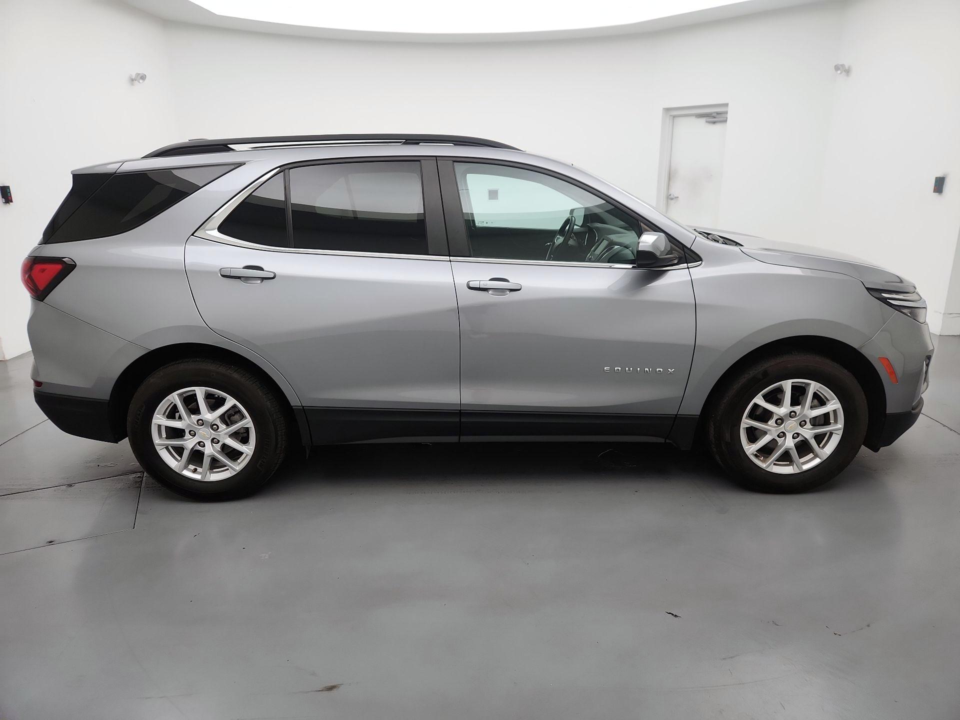 Thumbnail: 2024 Chevrolet Equinox - 4