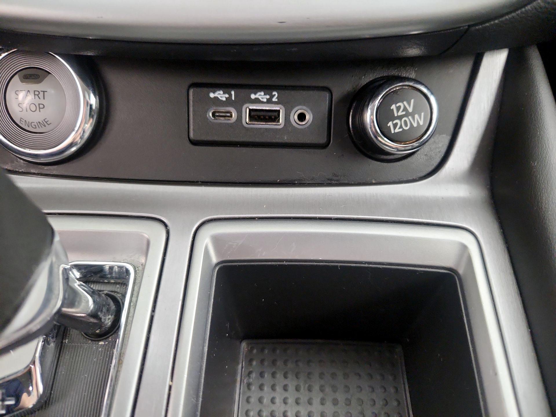 Thumbnail: 2019 Nissan Murano - 19