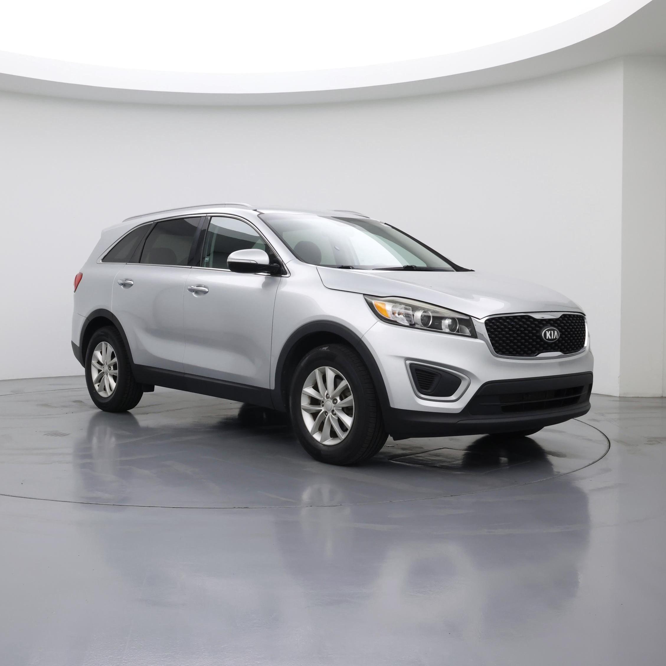 Silver 2018 Kia Sorento SUV / Crossover Front-Wheel Drive Automatic