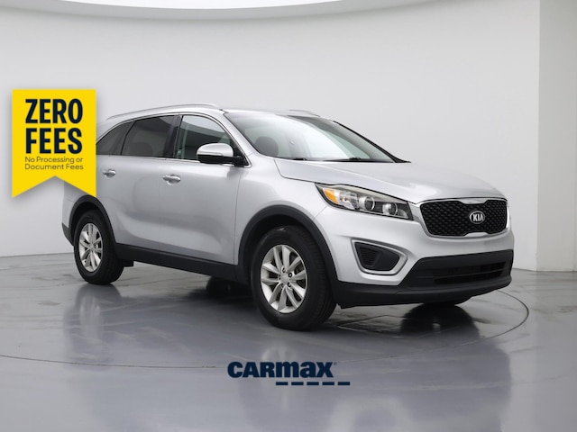Silver 2018 Kia Sorento SUV / Crossover Front-Wheel Drive Automatic