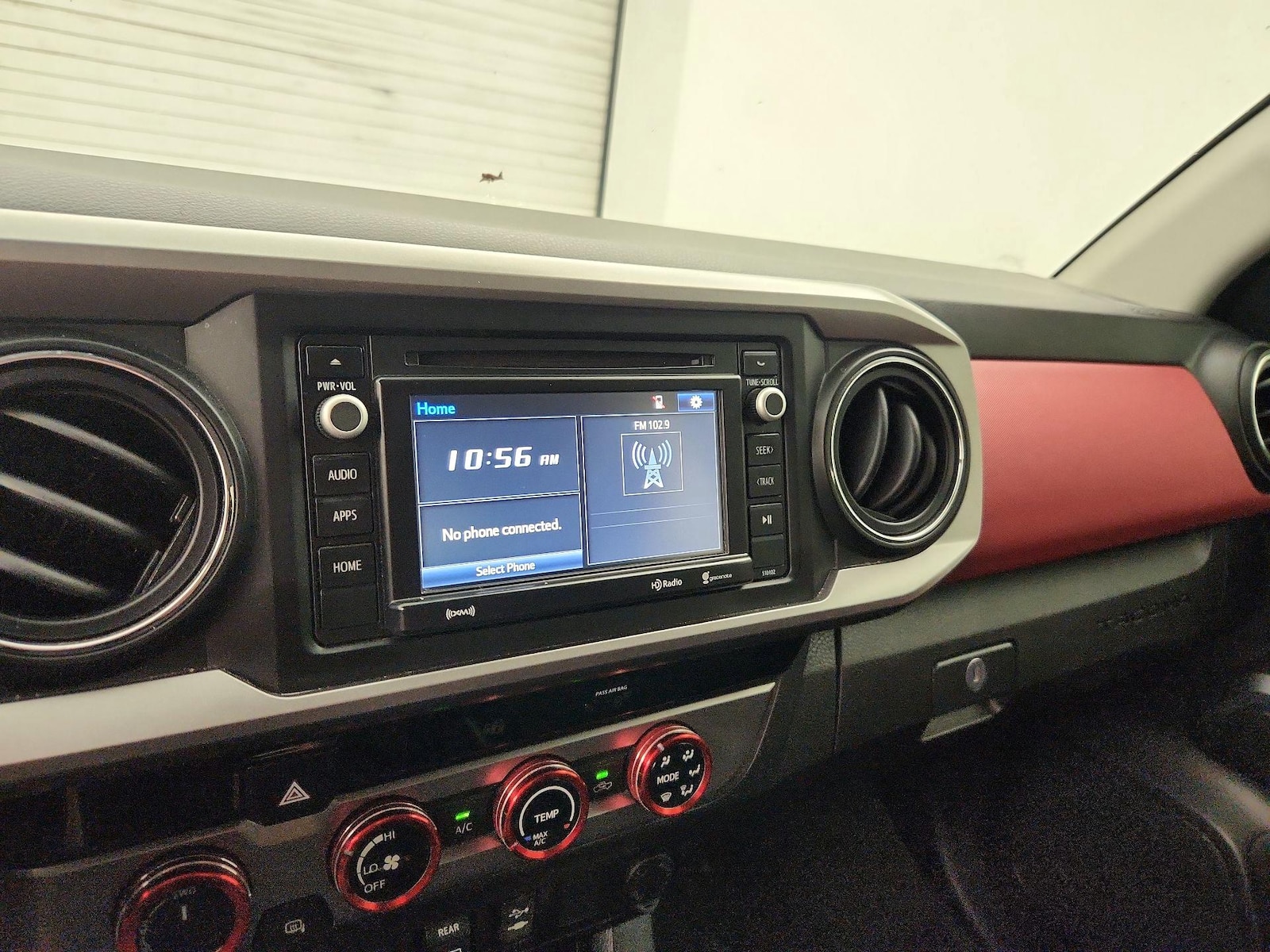 2018 Toyota Tacoma SR5 - Photo 16