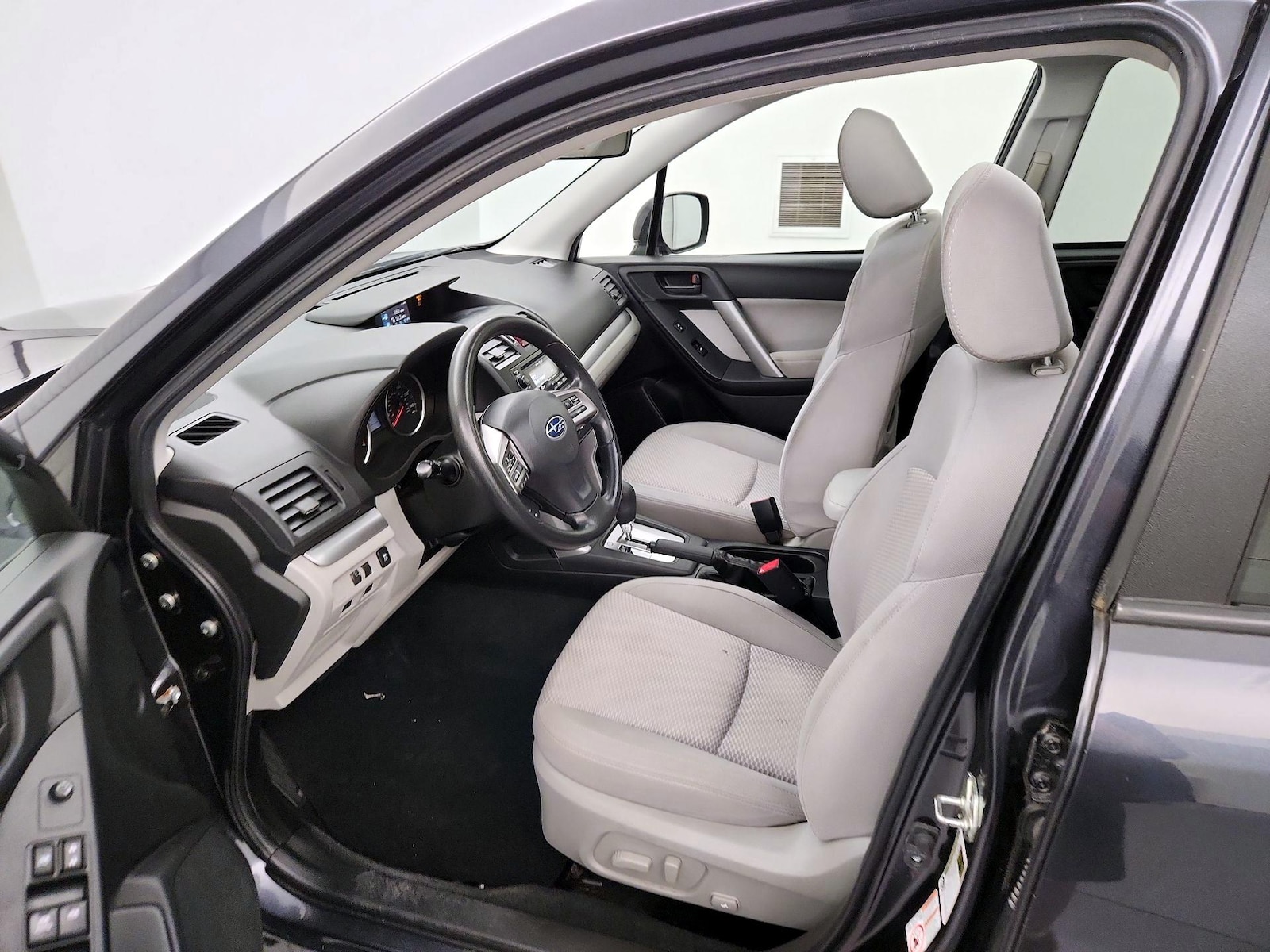 Power Seat(s) & Side Airbags