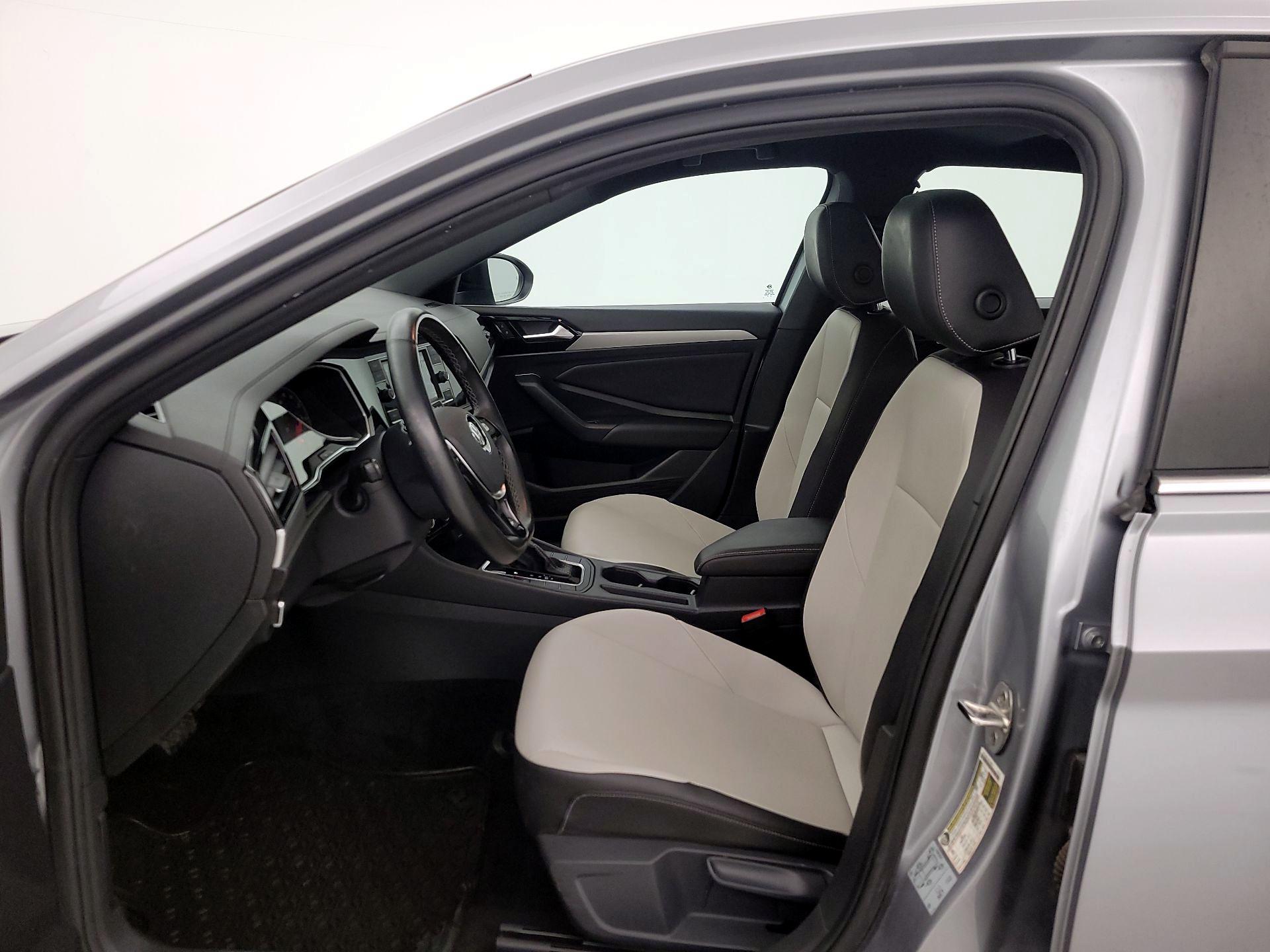 Thumbnail: 2021 Volkswagen Jetta - 11