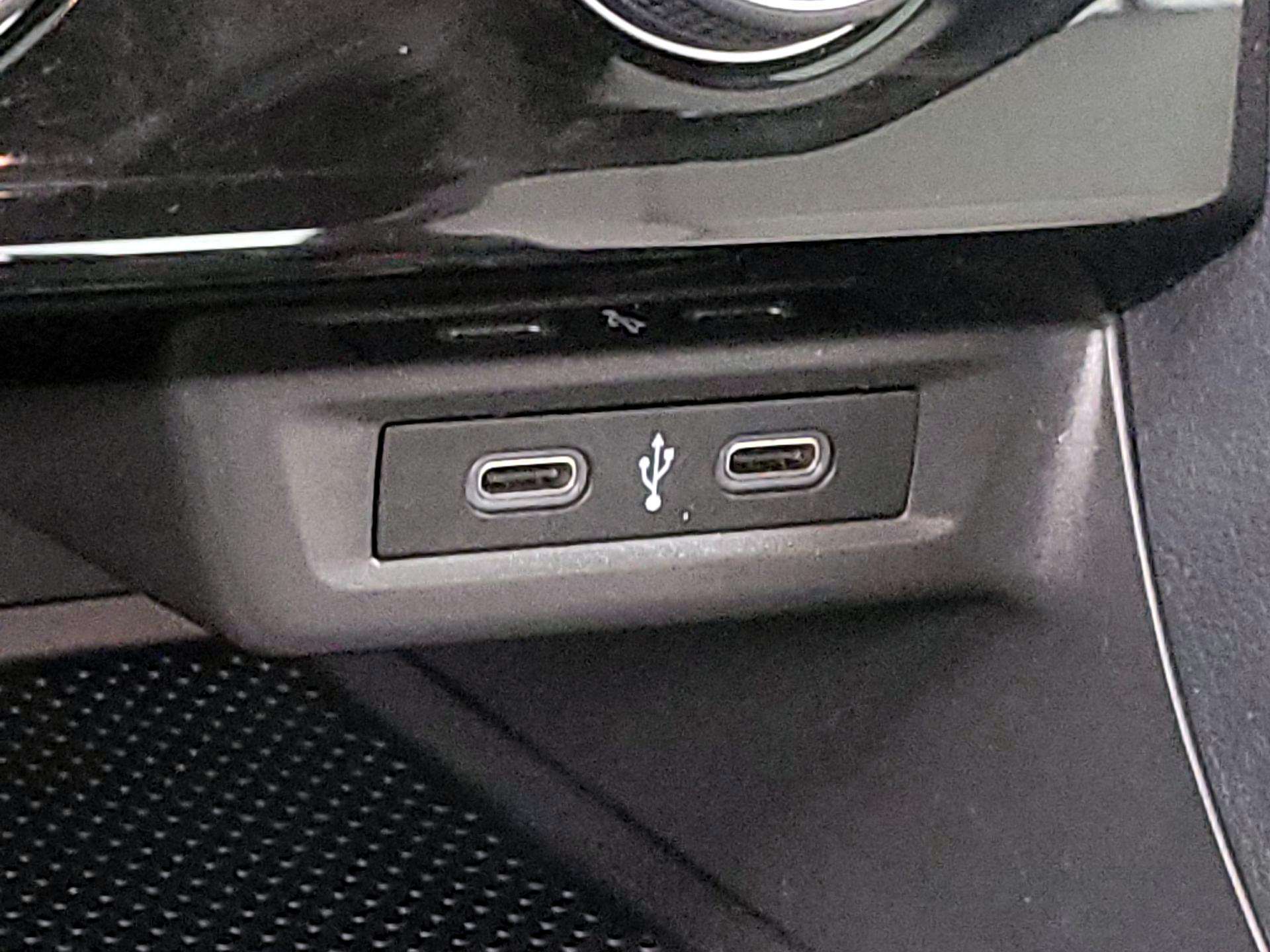 Thumbnail: 2021 Volkswagen Jetta - 18