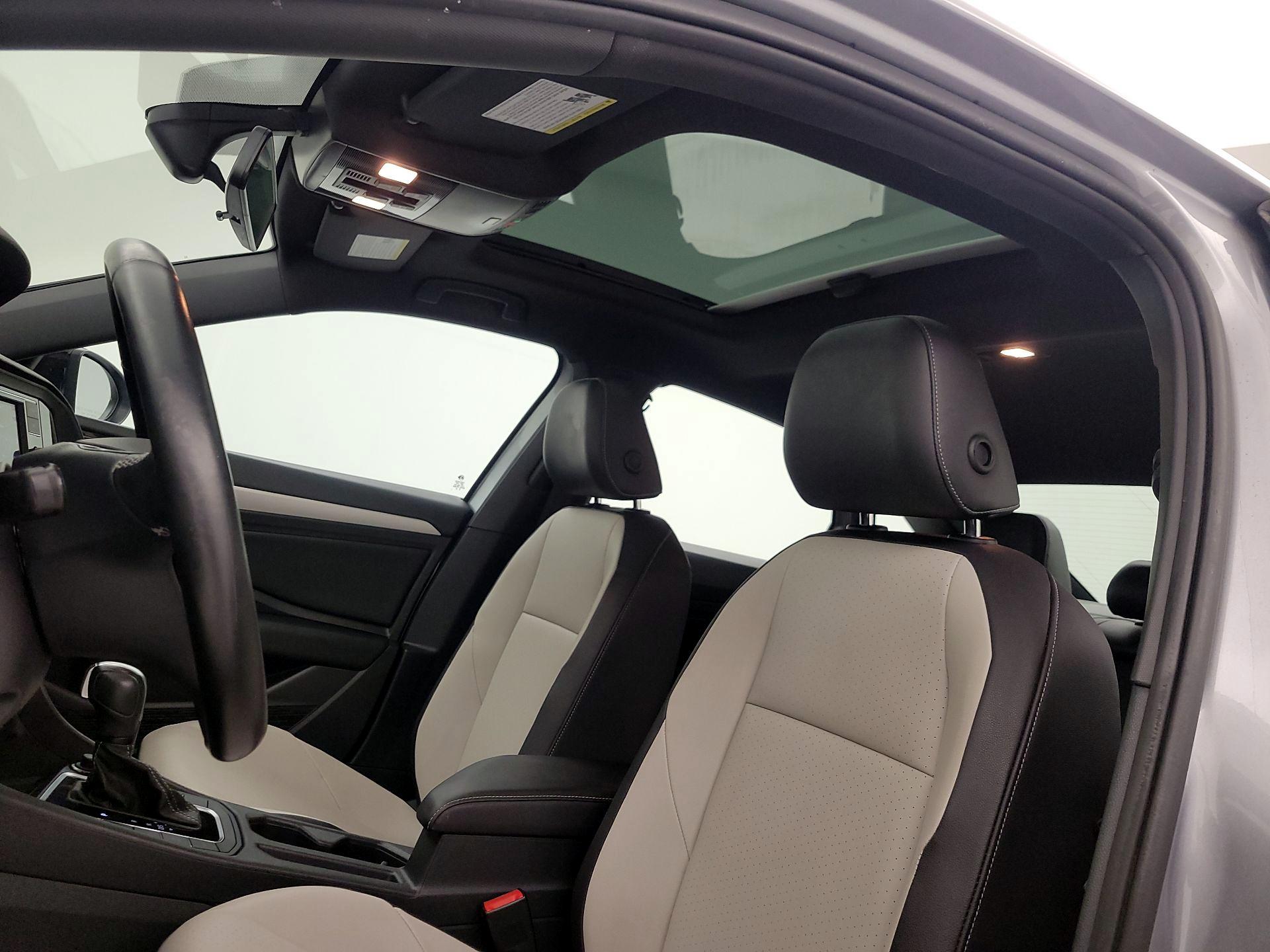 Thumbnail: 2021 Volkswagen Jetta - 19