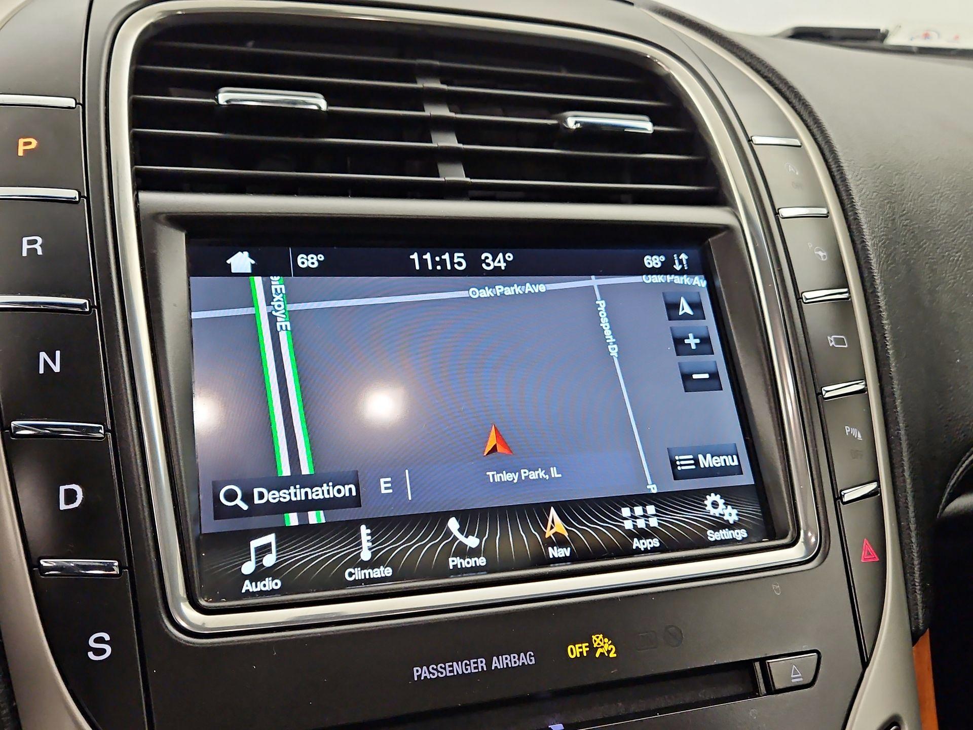 Thumbnail: 2019 Lincoln Nautilus - 14