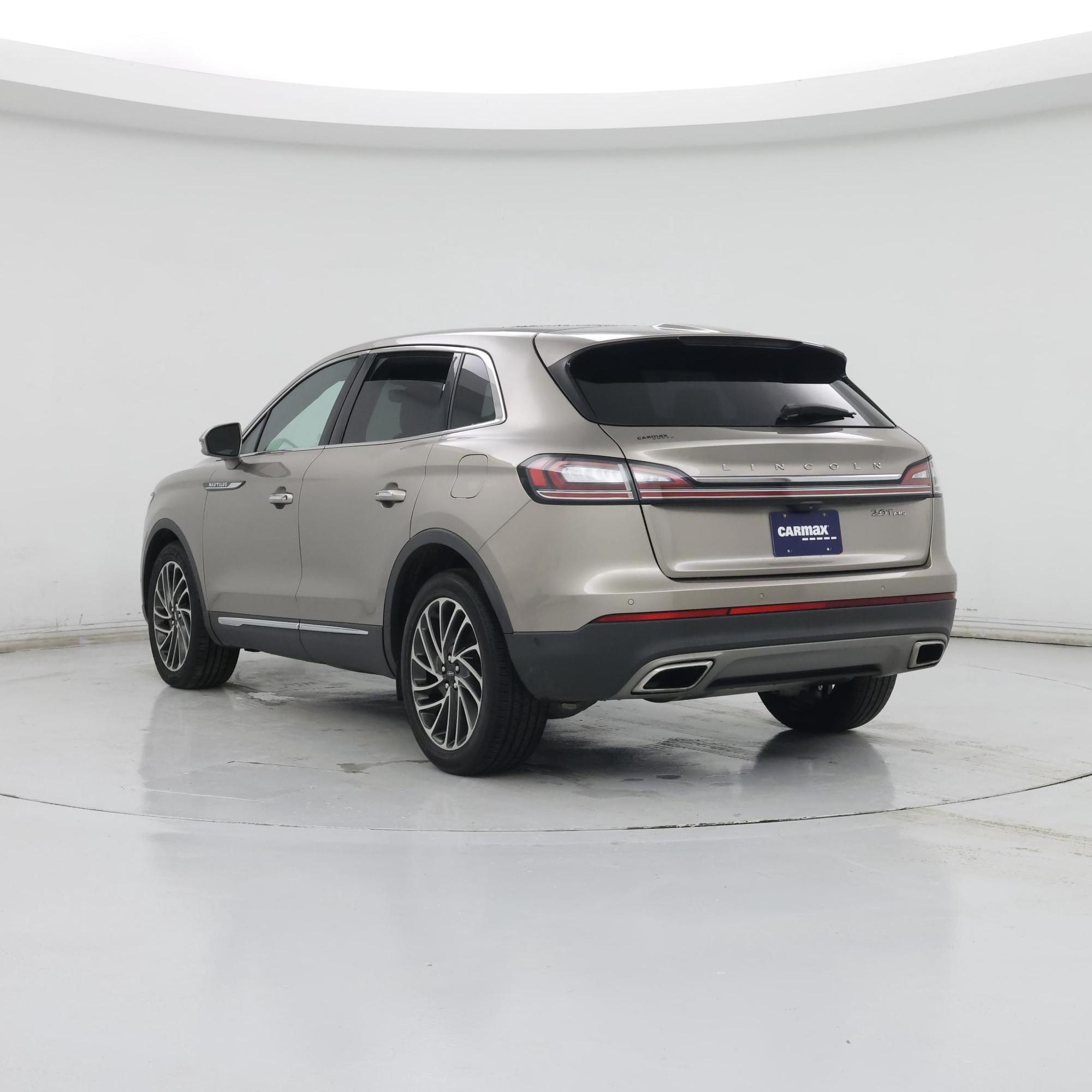 Thumbnail: 2019 Lincoln Nautilus - 2