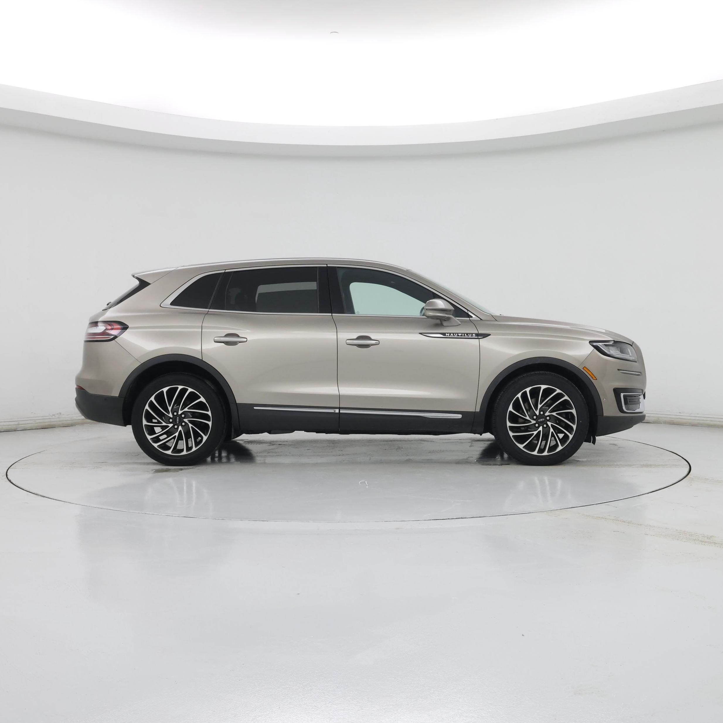 Thumbnail: 2019 Lincoln Nautilus - 7