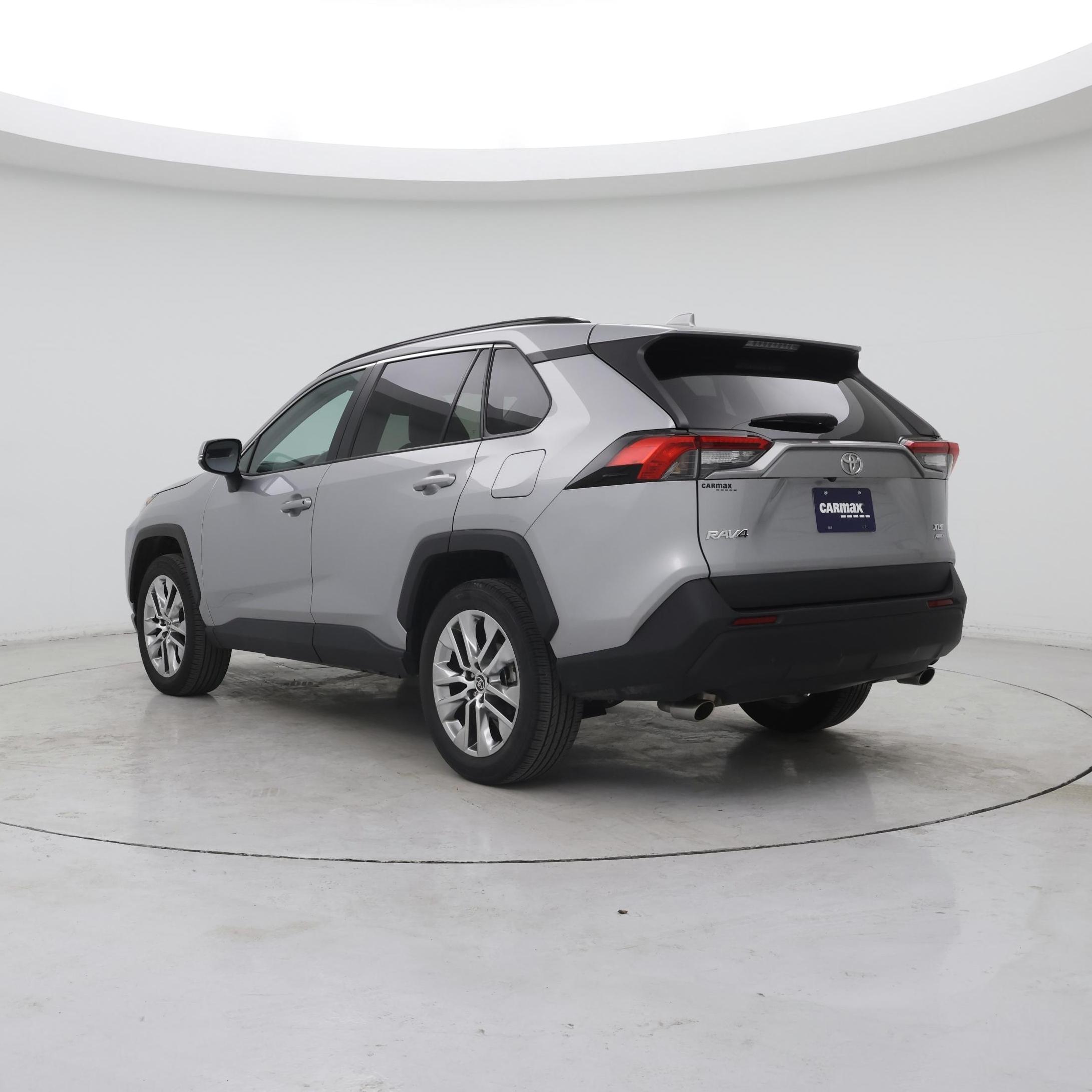 Thumbnail: 2021 Toyota RAV4 - 2
