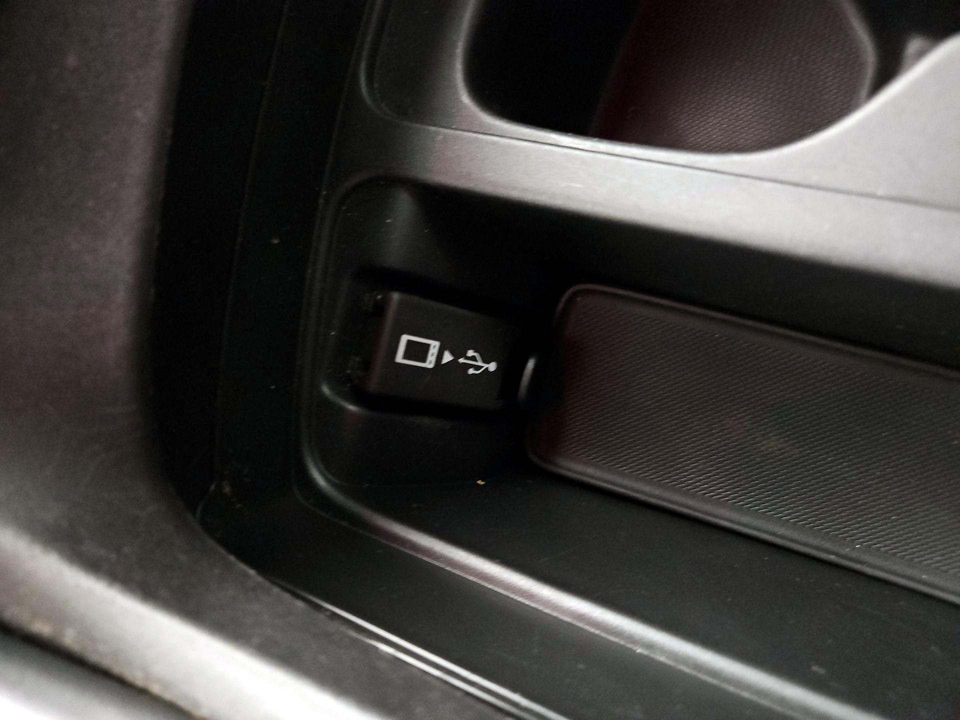 Thumbnail: 2021 Acura RDX - 18