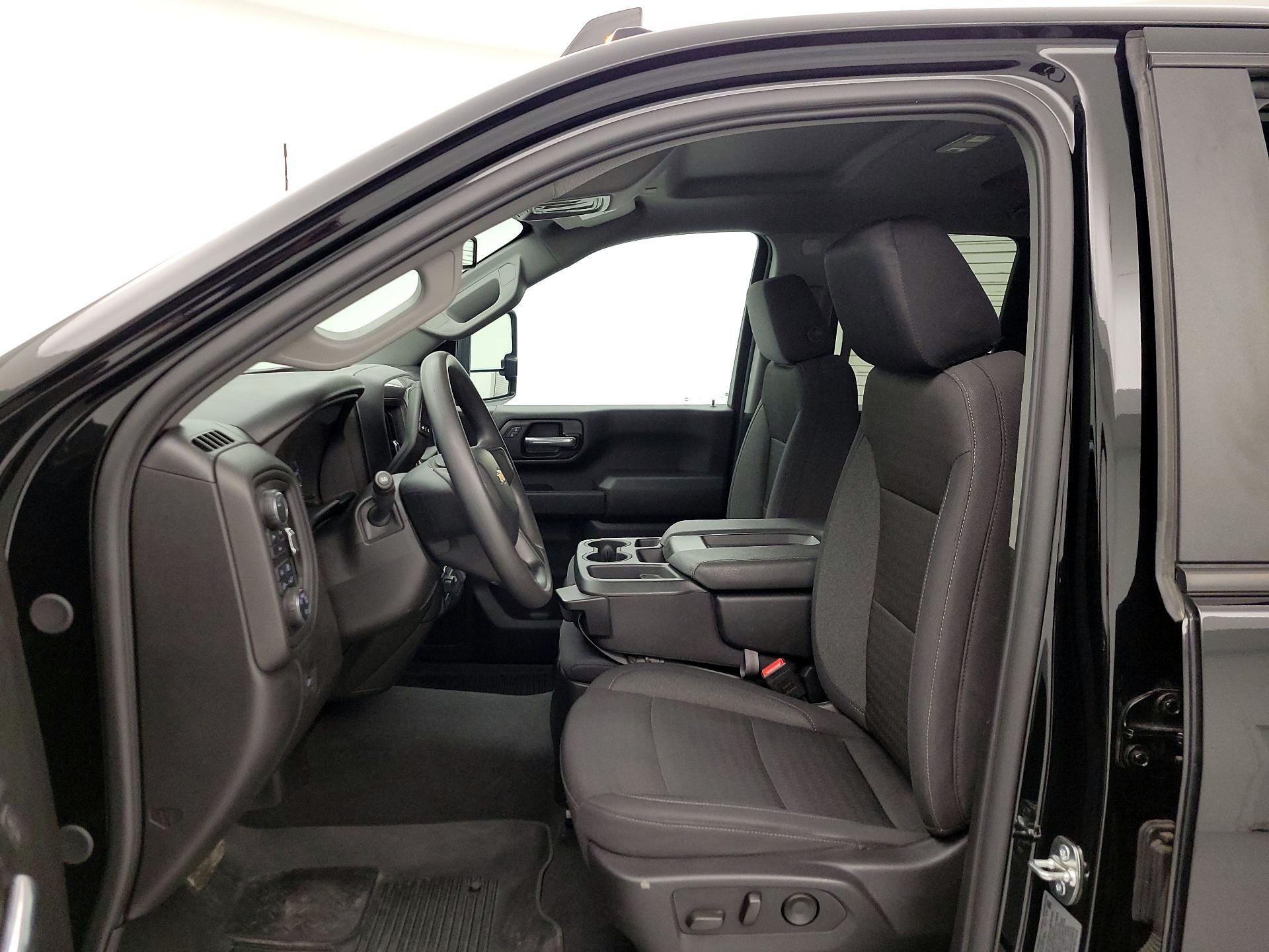 Thumbnail: 2025 Chevrolet Silverado 2500 - 11