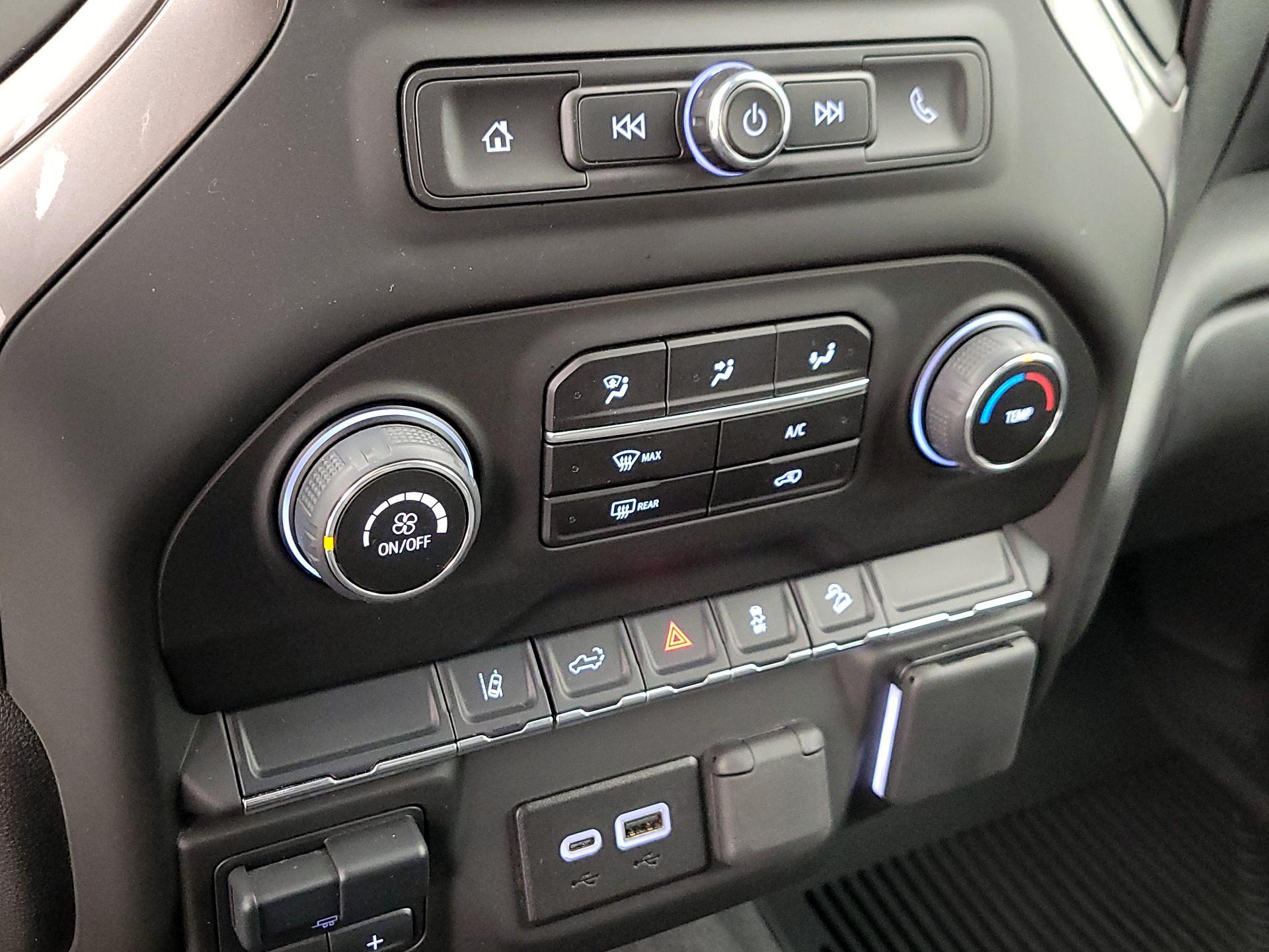 Thumbnail: 2025 Chevrolet Silverado 2500 - 16