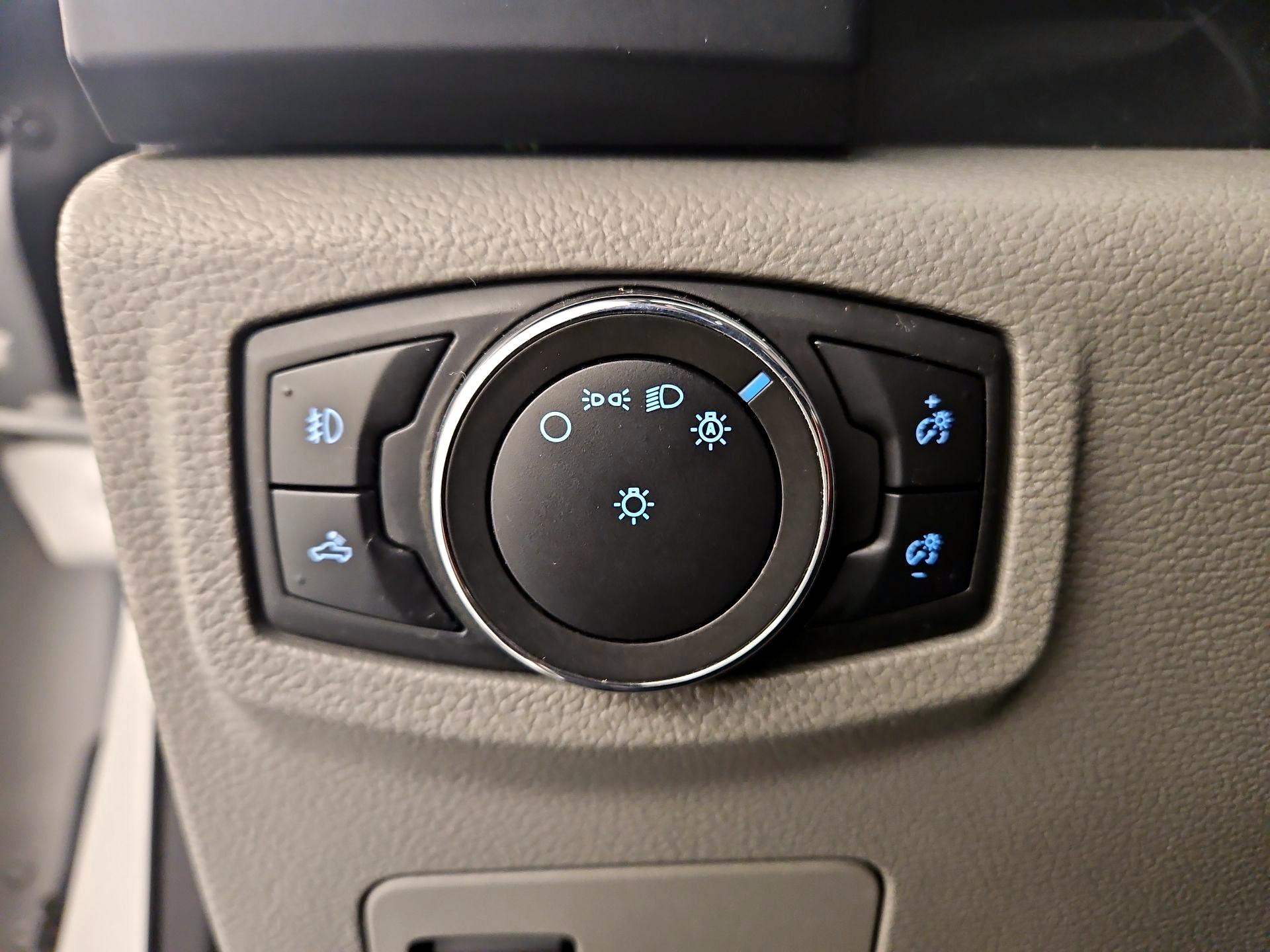 Thumbnail: 2020 Ford F-150 - 13