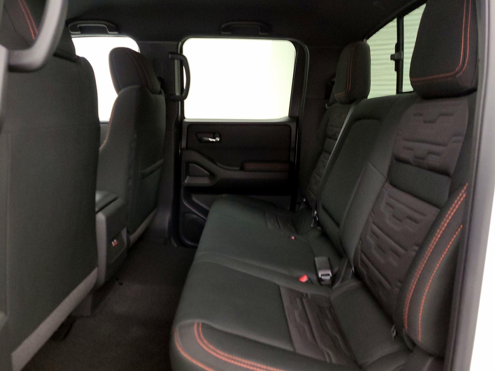 Thumbnail: 2024 Nissan Frontier - 20