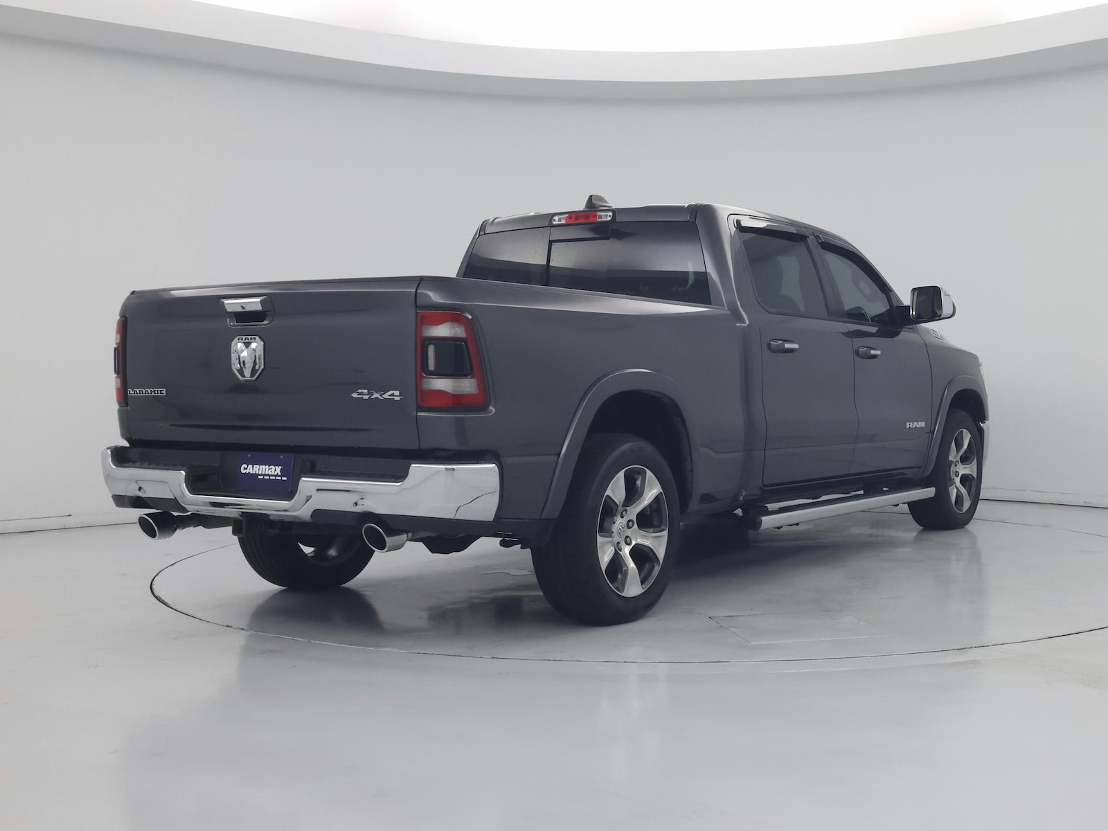 2019 RAM Ram 1500 Pickup Laramie - Photo 9