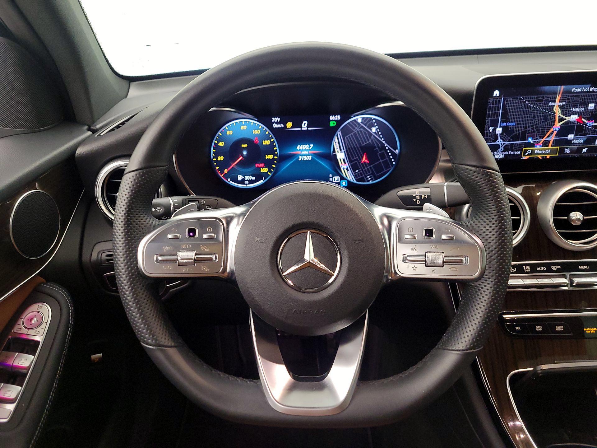 Thumbnail: 2022 Mercedes-Benz GLC - 10