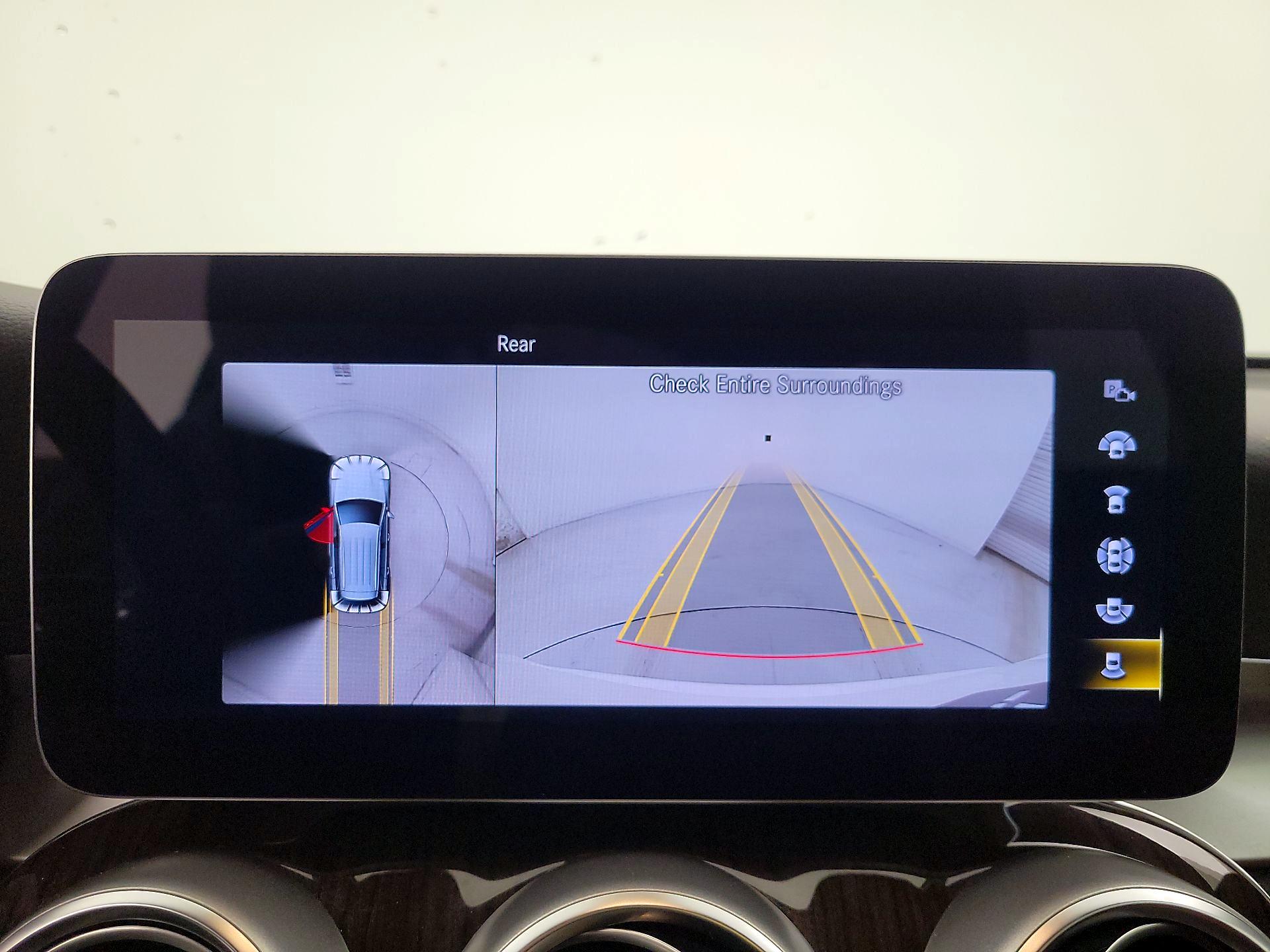 Thumbnail: 2022 Mercedes-Benz GLC - 15