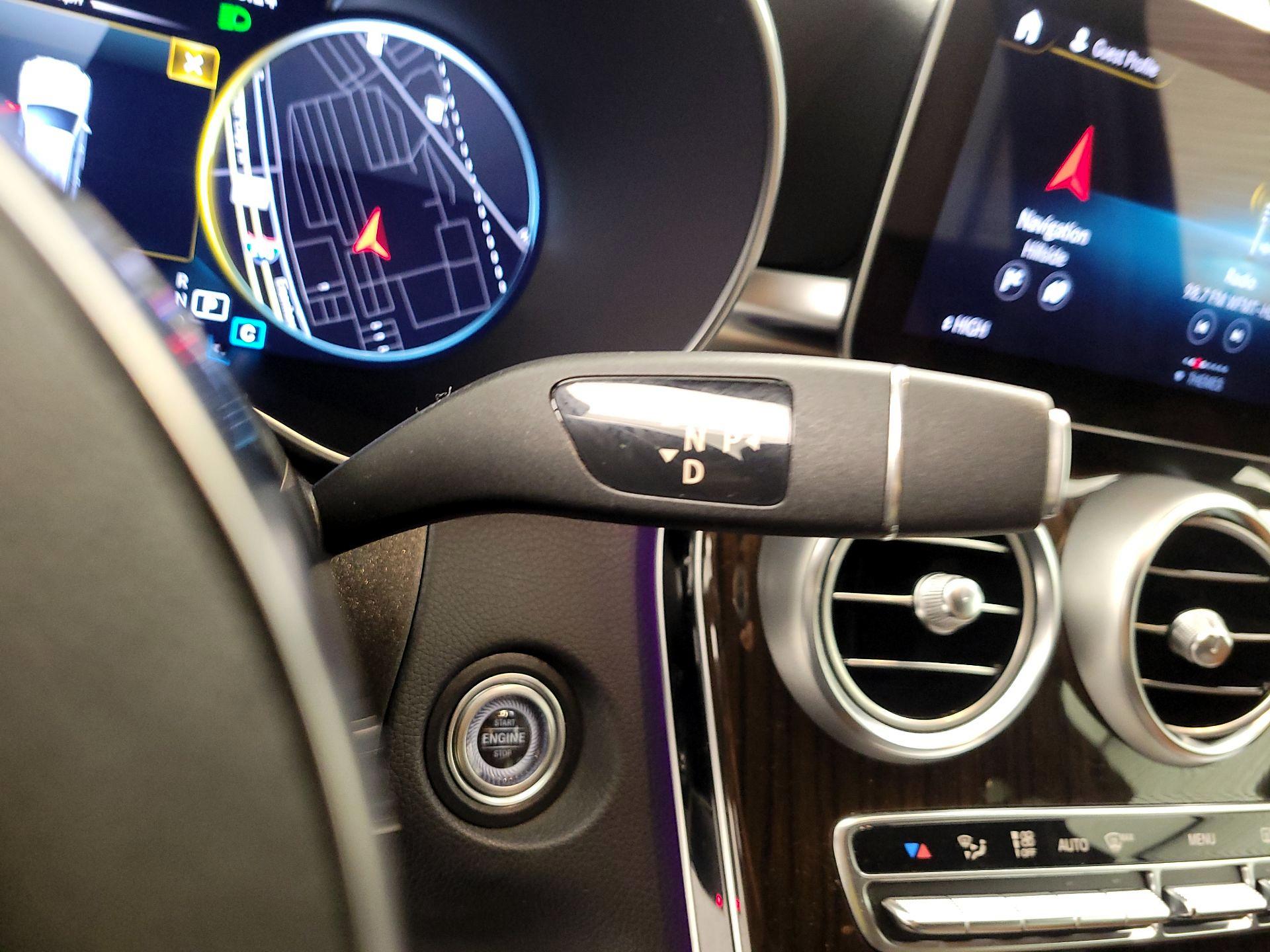 Thumbnail: 2022 Mercedes-Benz GLC - 18