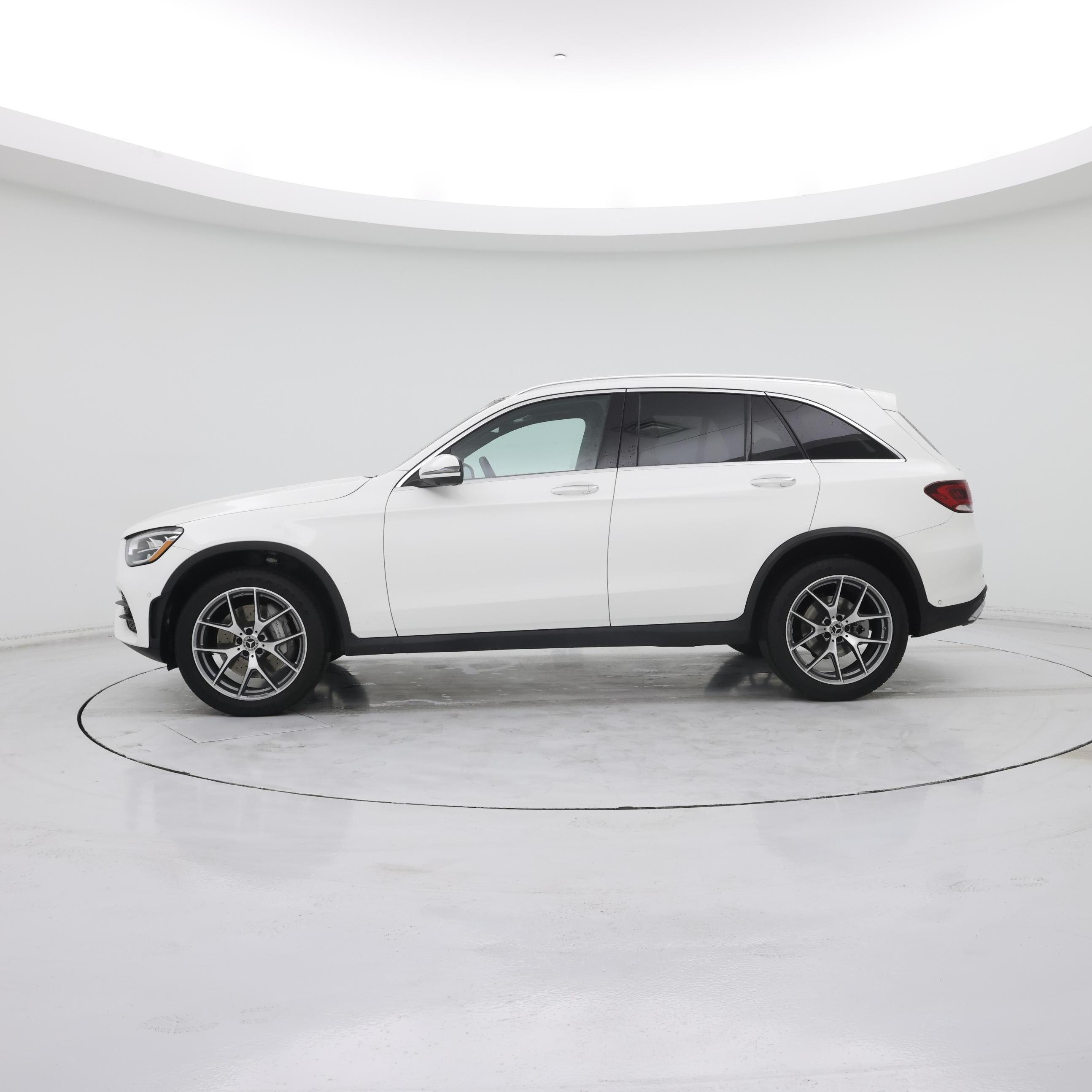 Thumbnail: 2022 Mercedes-Benz GLC - 3