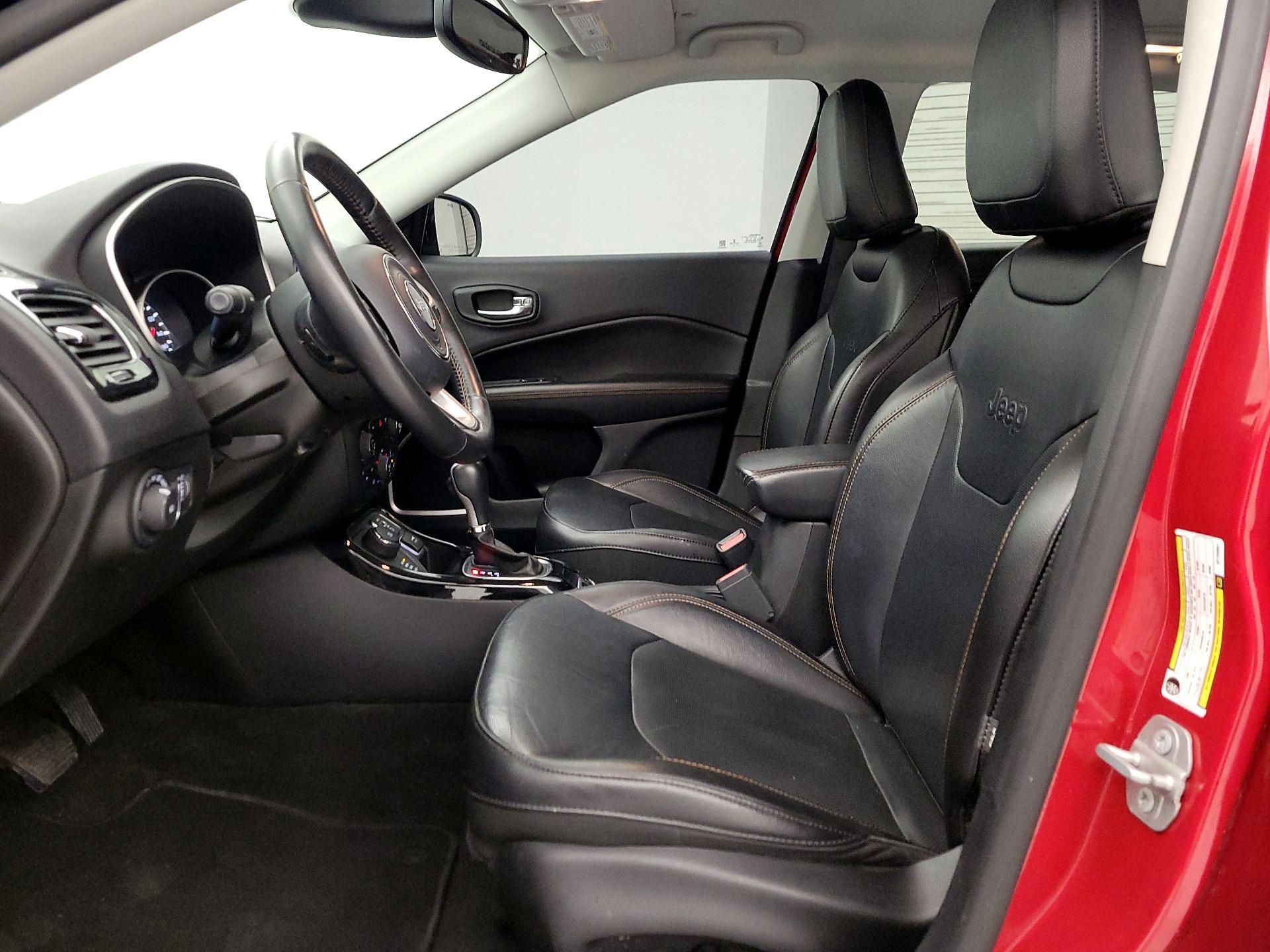 Thumbnail: 2019 Jeep Compass - 11