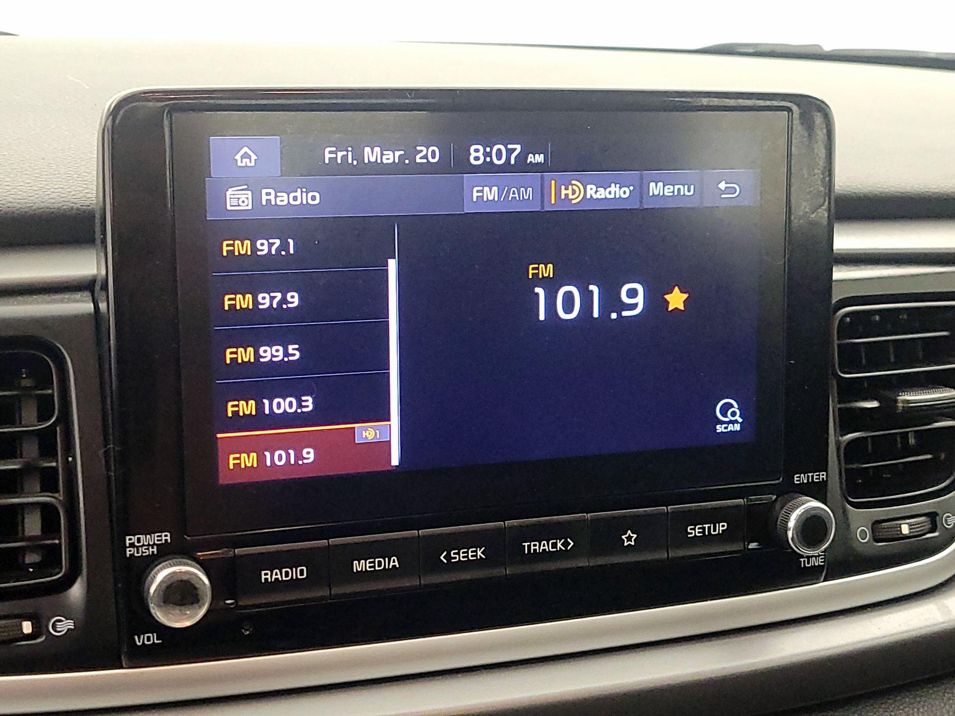 Thumbnail: 2021 Kia Rio - 15