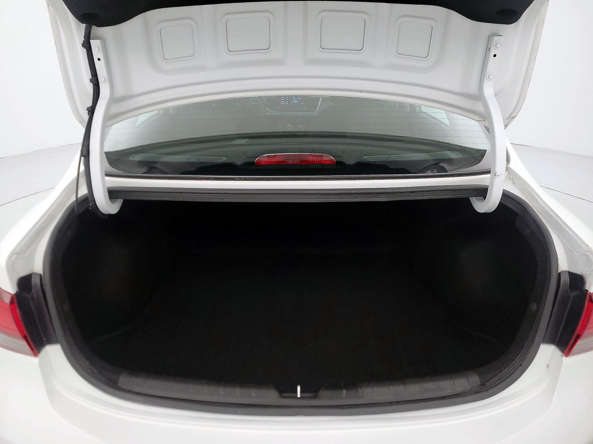 Thumbnail: 2021 Kia Rio - 20