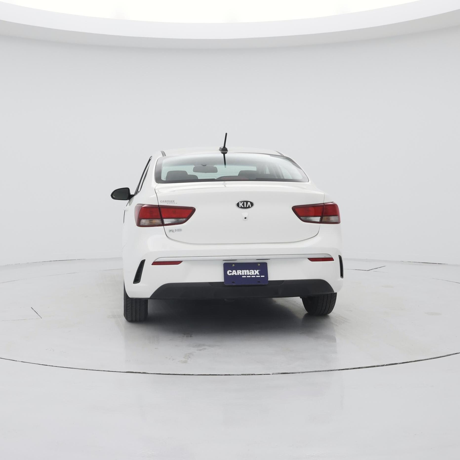 Thumbnail: 2021 Kia Rio - 6