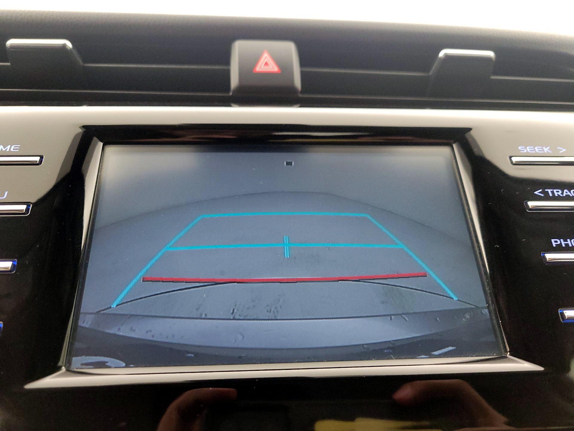 Thumbnail: 2019 Toyota Camry - 14