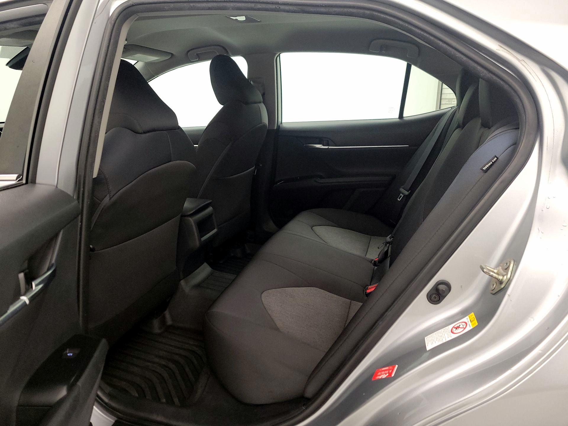 Thumbnail: 2019 Toyota Camry - 19