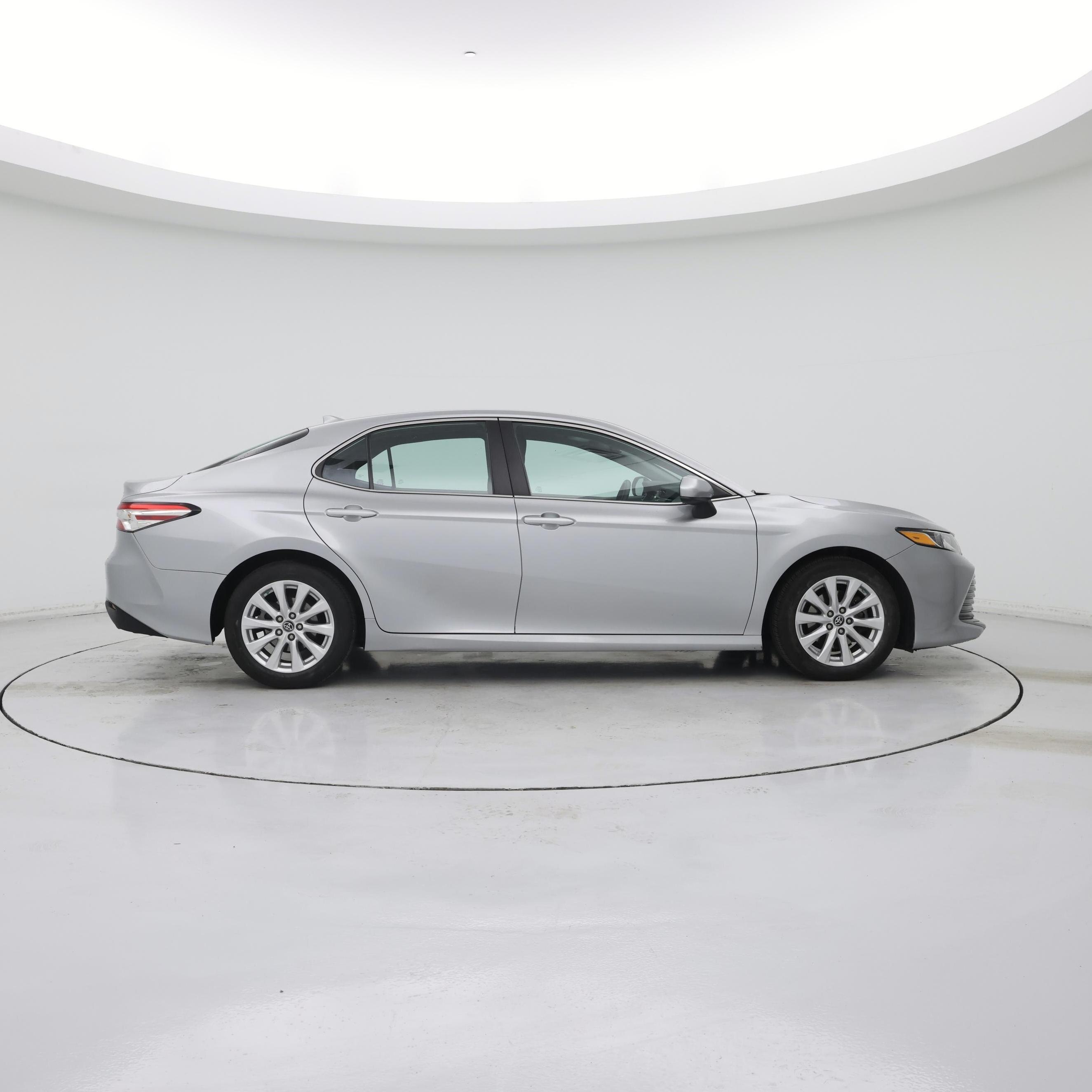 Thumbnail: 2019 Toyota Camry - 7