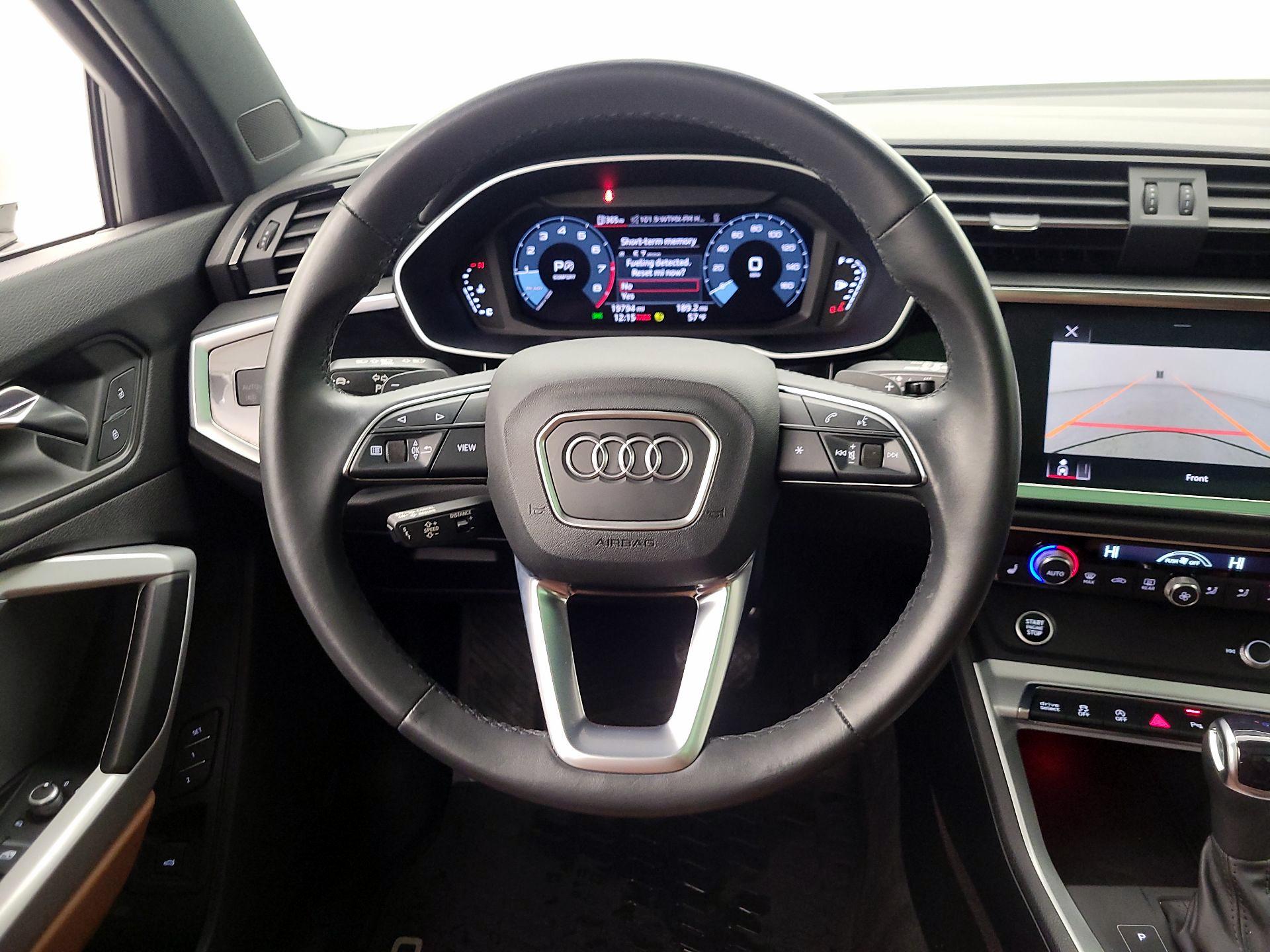 Thumbnail: 2022 Audi Q3 - 10