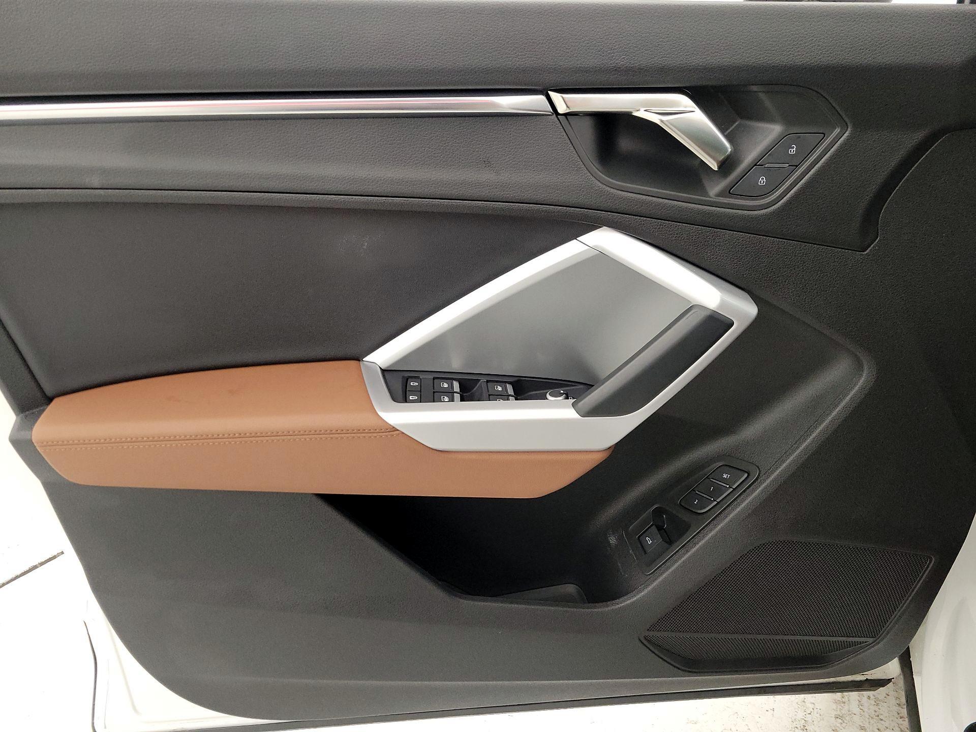 Thumbnail: 2022 Audi Q3 - 12