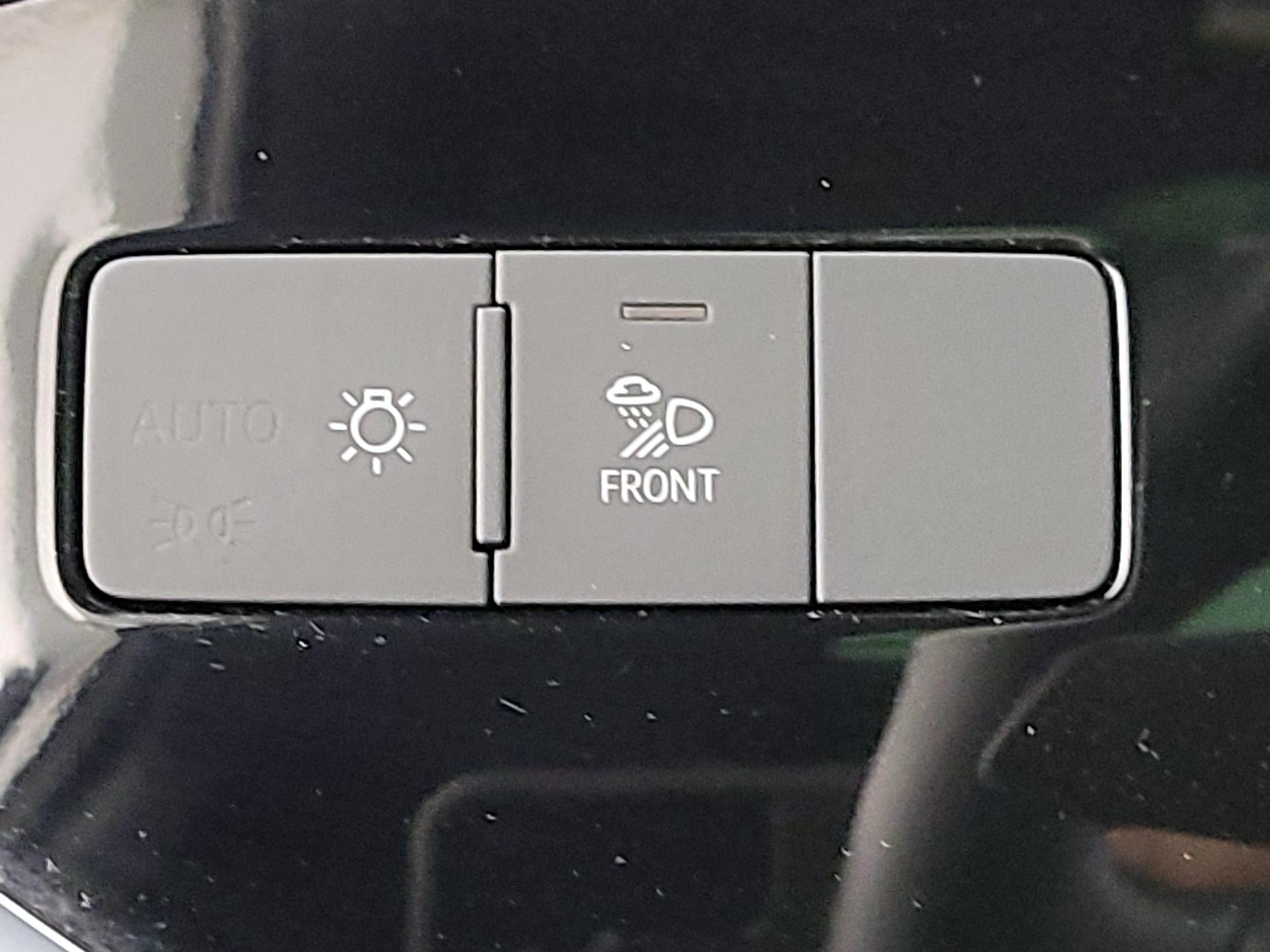 Thumbnail: 2022 Audi Q3 - 13