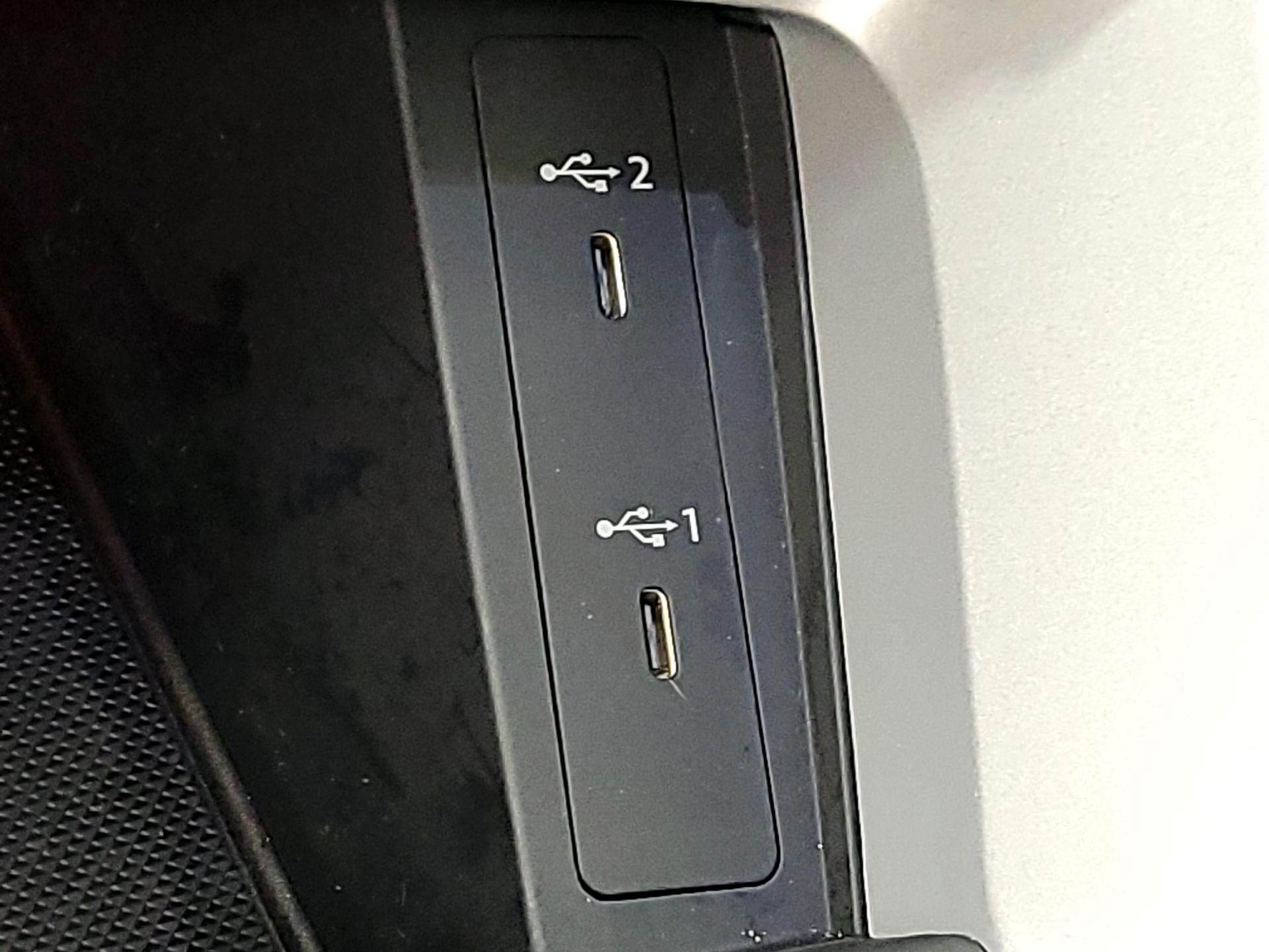 Thumbnail: 2022 Audi Q3 - 18