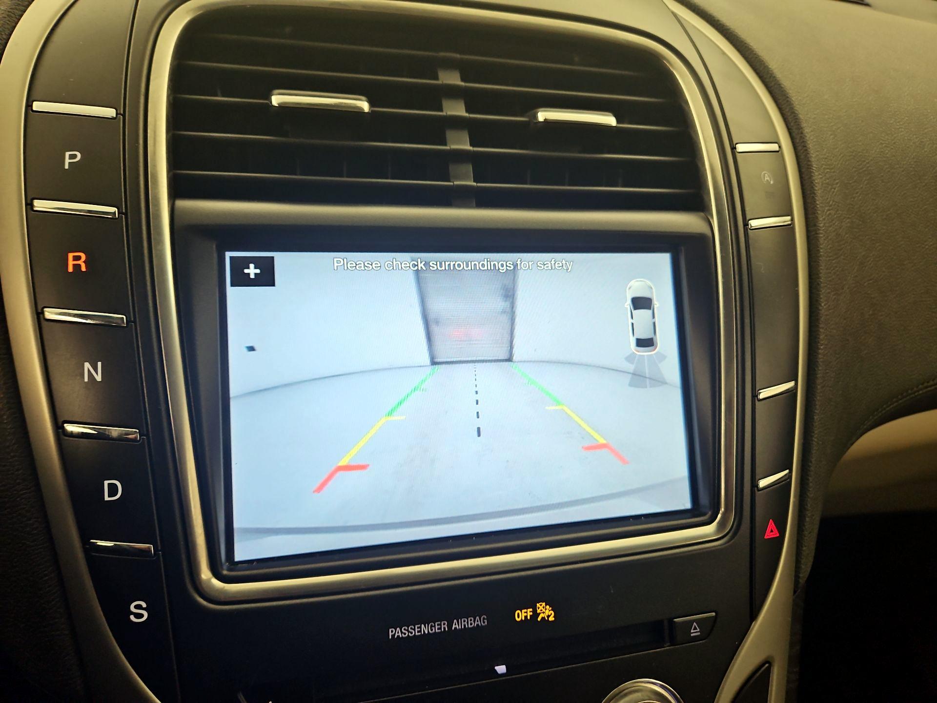 Thumbnail: 2019 Lincoln Nautilus - 15