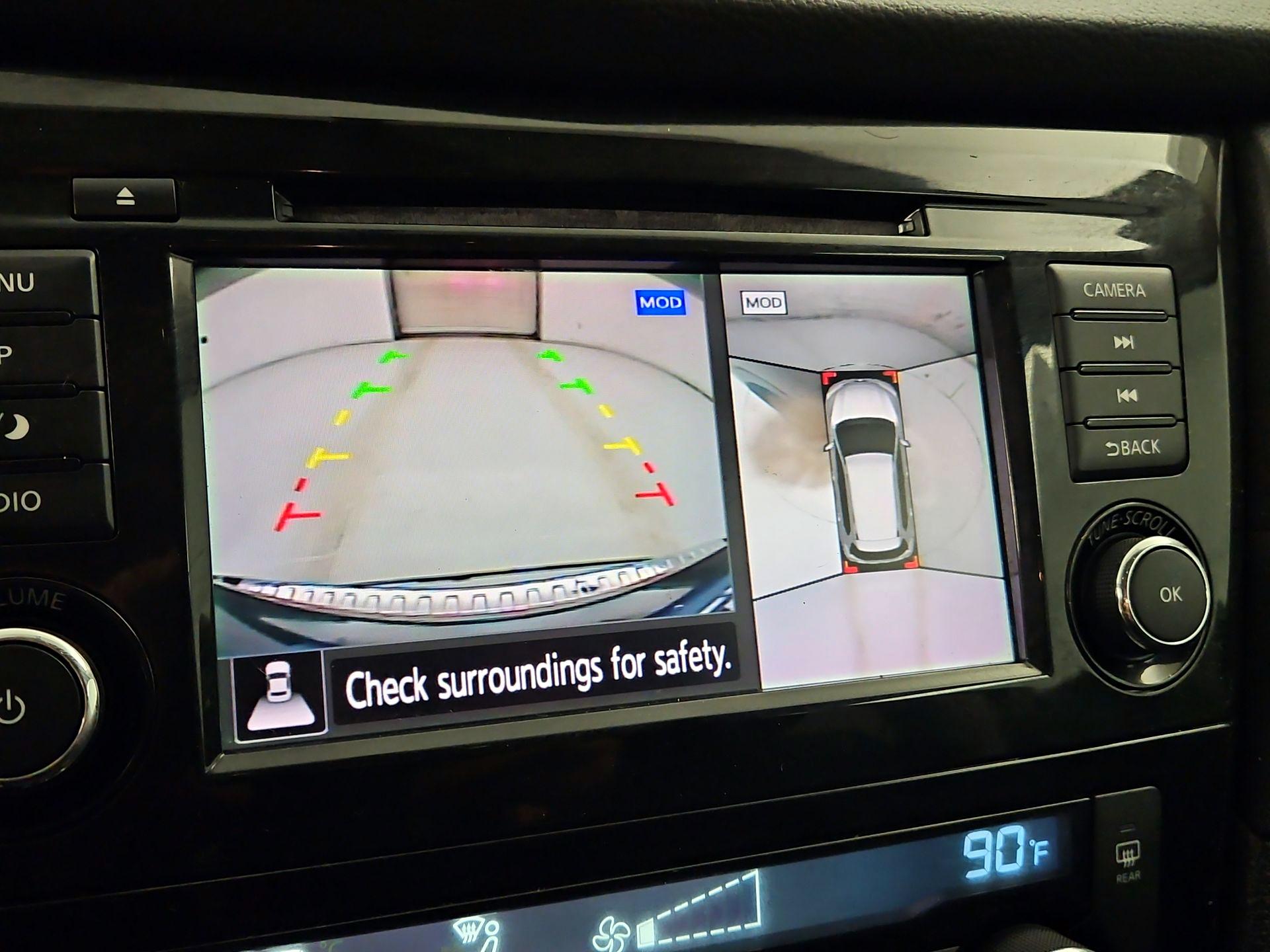 Thumbnail: 2018 Nissan Rogue - 15