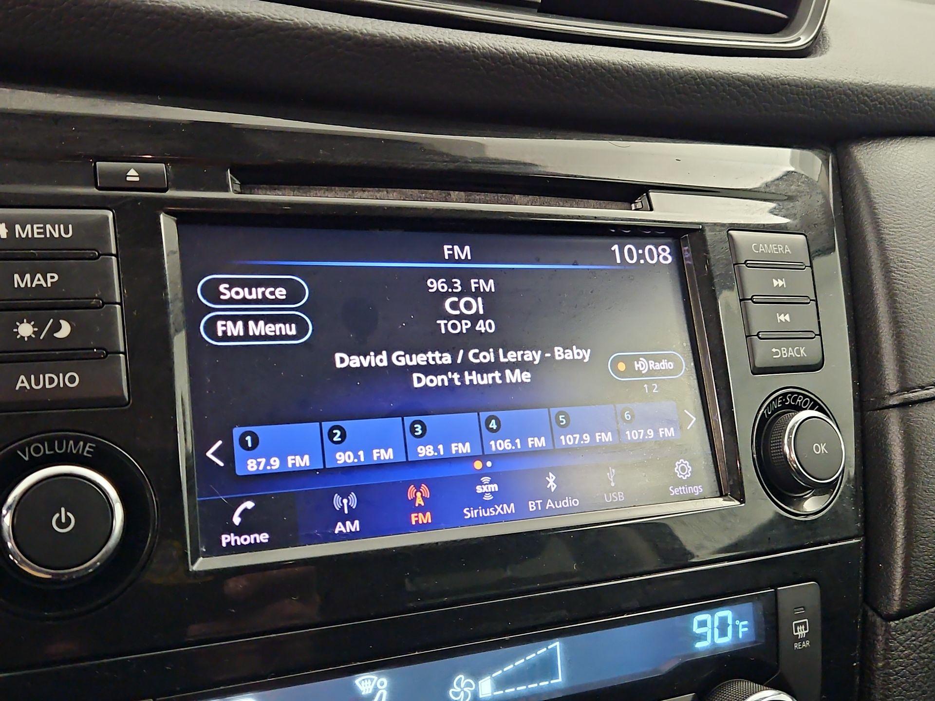 Thumbnail: 2018 Nissan Rogue - 16